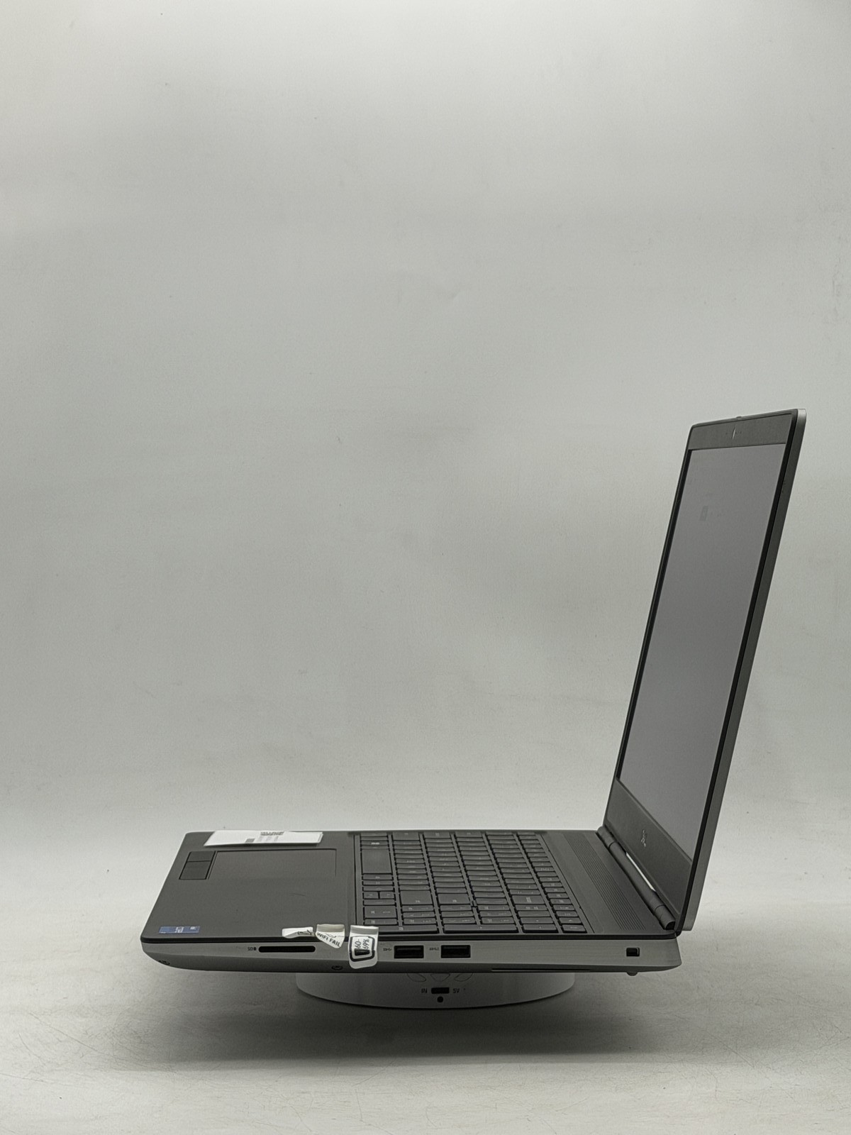Dell Precision (7560) 15.6″ i7-11850H 40GB 256GB NO OS Read