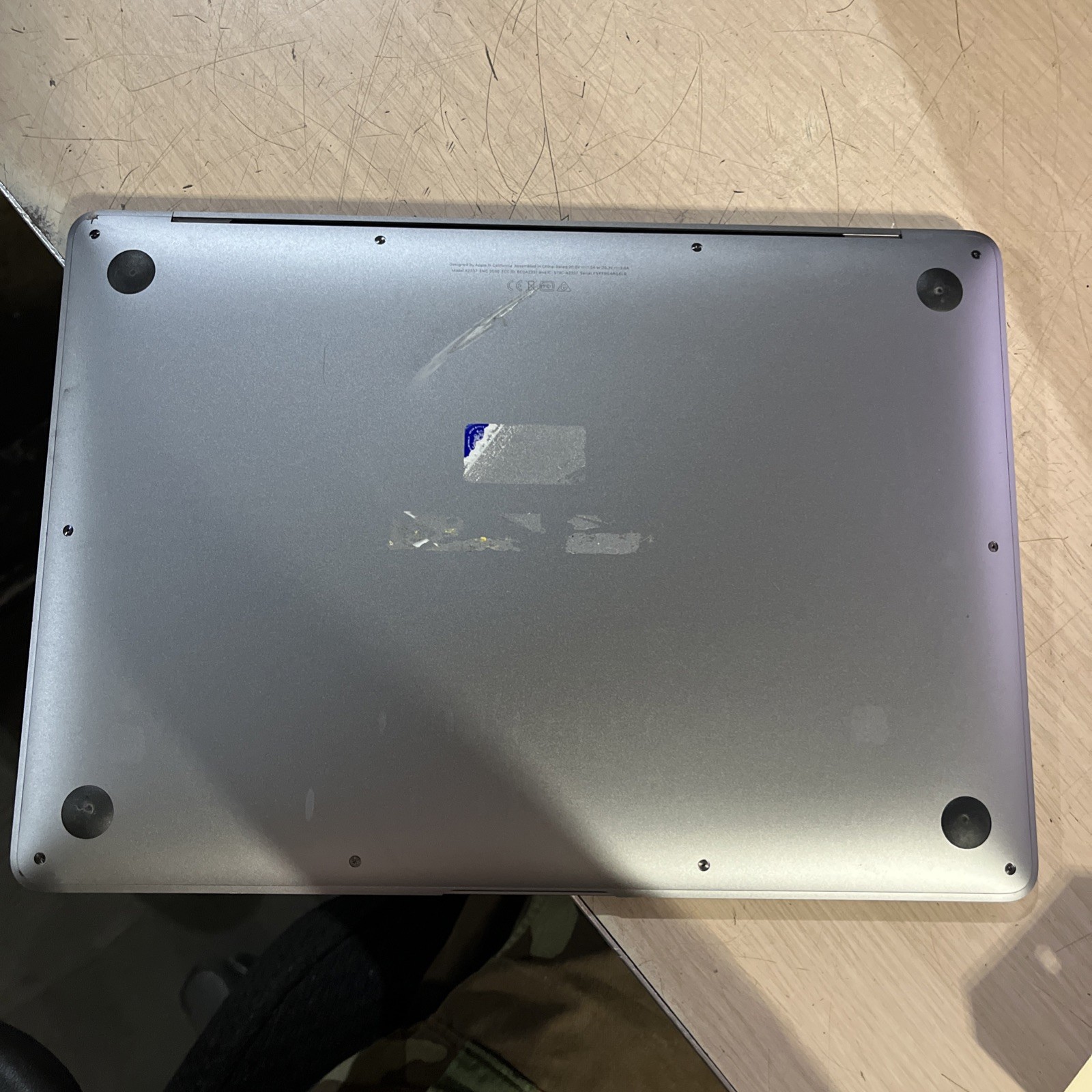 APPLE MACBOOK AIR “M1” 8 CPU/7 GPU 13′ 3.2GHZ 8GB RAM 128SSD