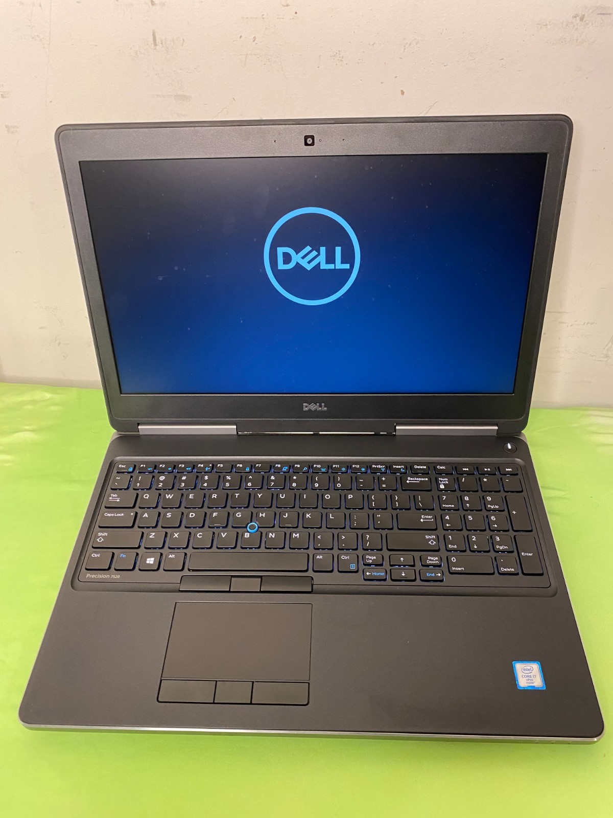 DELL PRECISION 7520 i7-6820HQ 2.70GHz 20GB RAM 256GB SSD QUADRO M2200 WIN 11 PRO