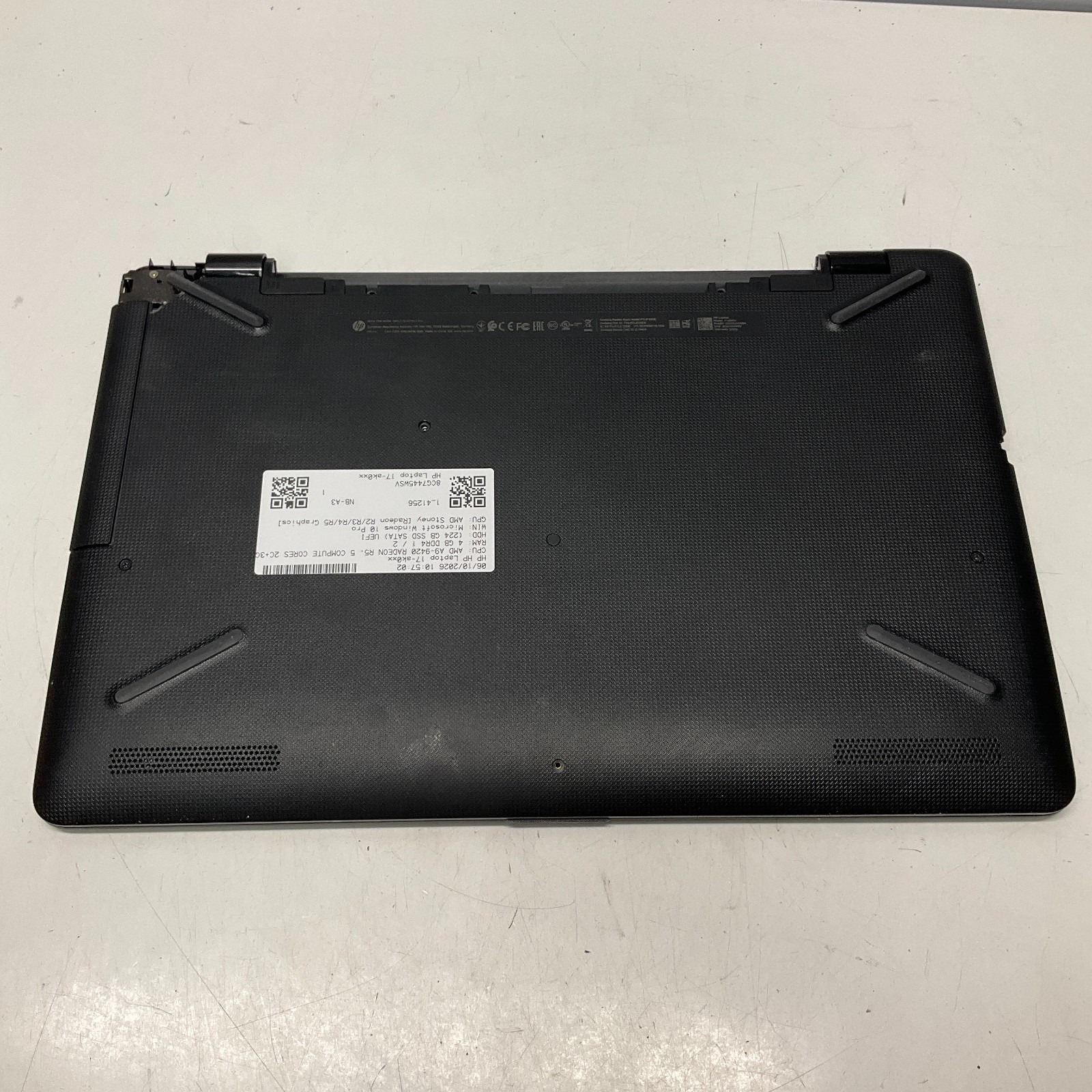 HP 17-AK061NR 17.3″ Laptop AMD A9-9420 4GB 250GB SSD Windows 10 Pro NO BATTERY