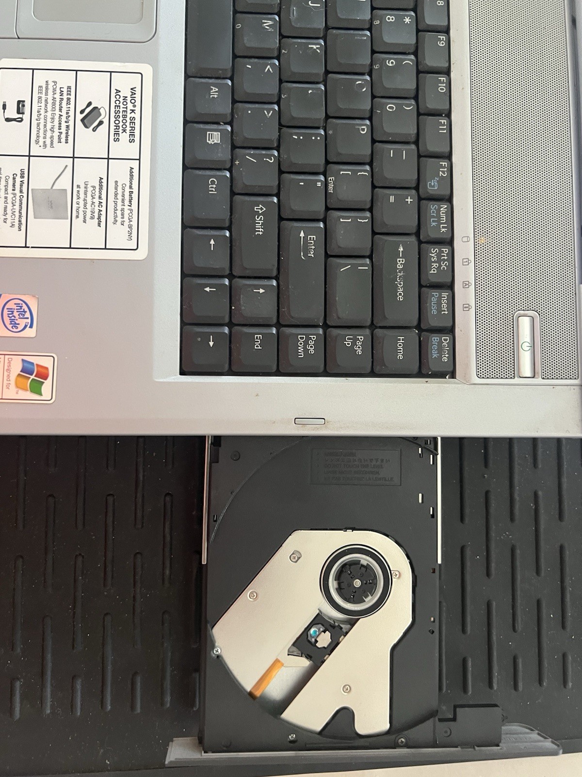 Sony Vaio Laptop Pcg K33 Win Xp PCG9s1L