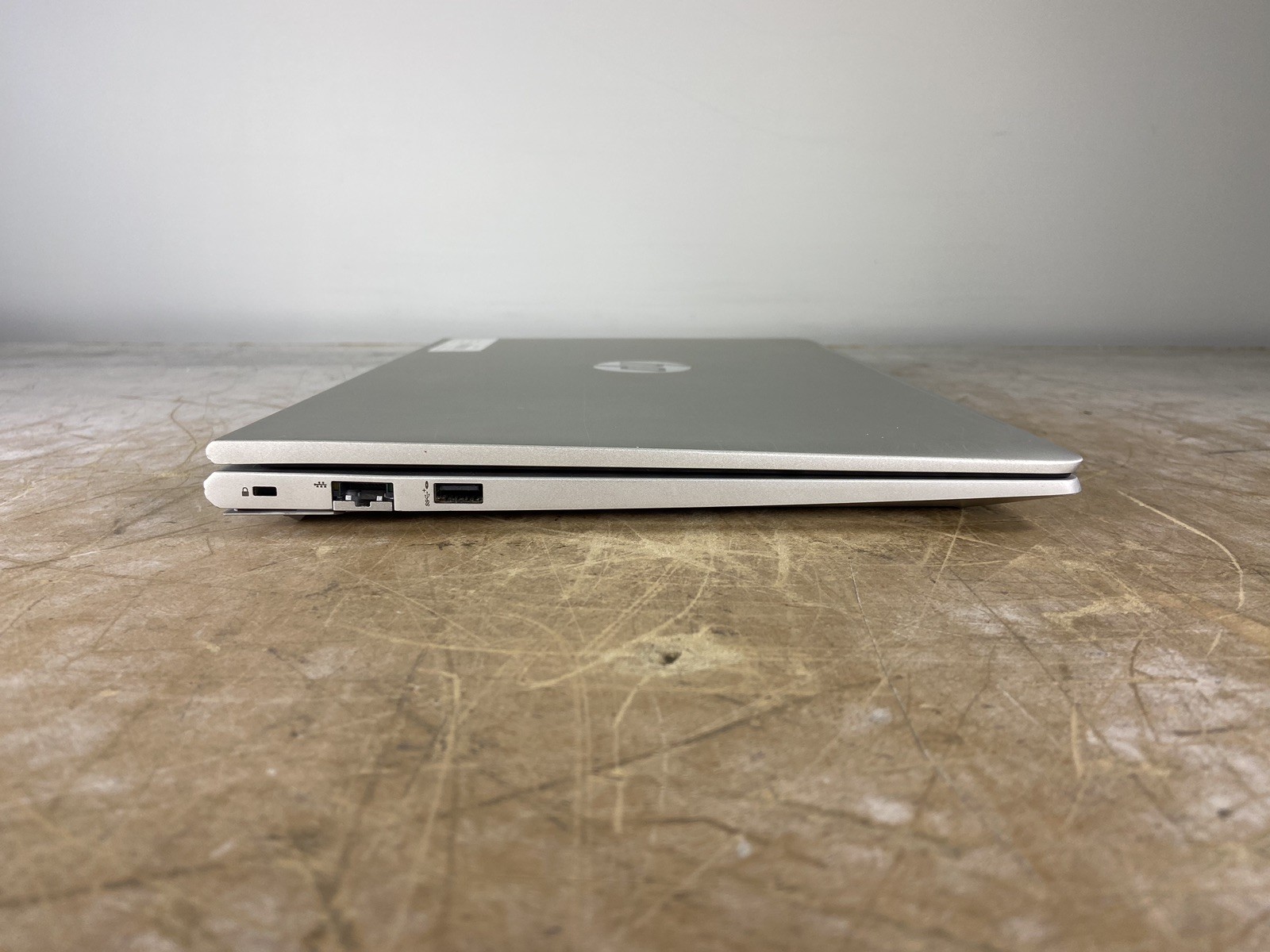 HP PROBOOK 450 G8 i5-1135G7 @ 2.40GHz, 4GB RAM, NO HDD/OS
