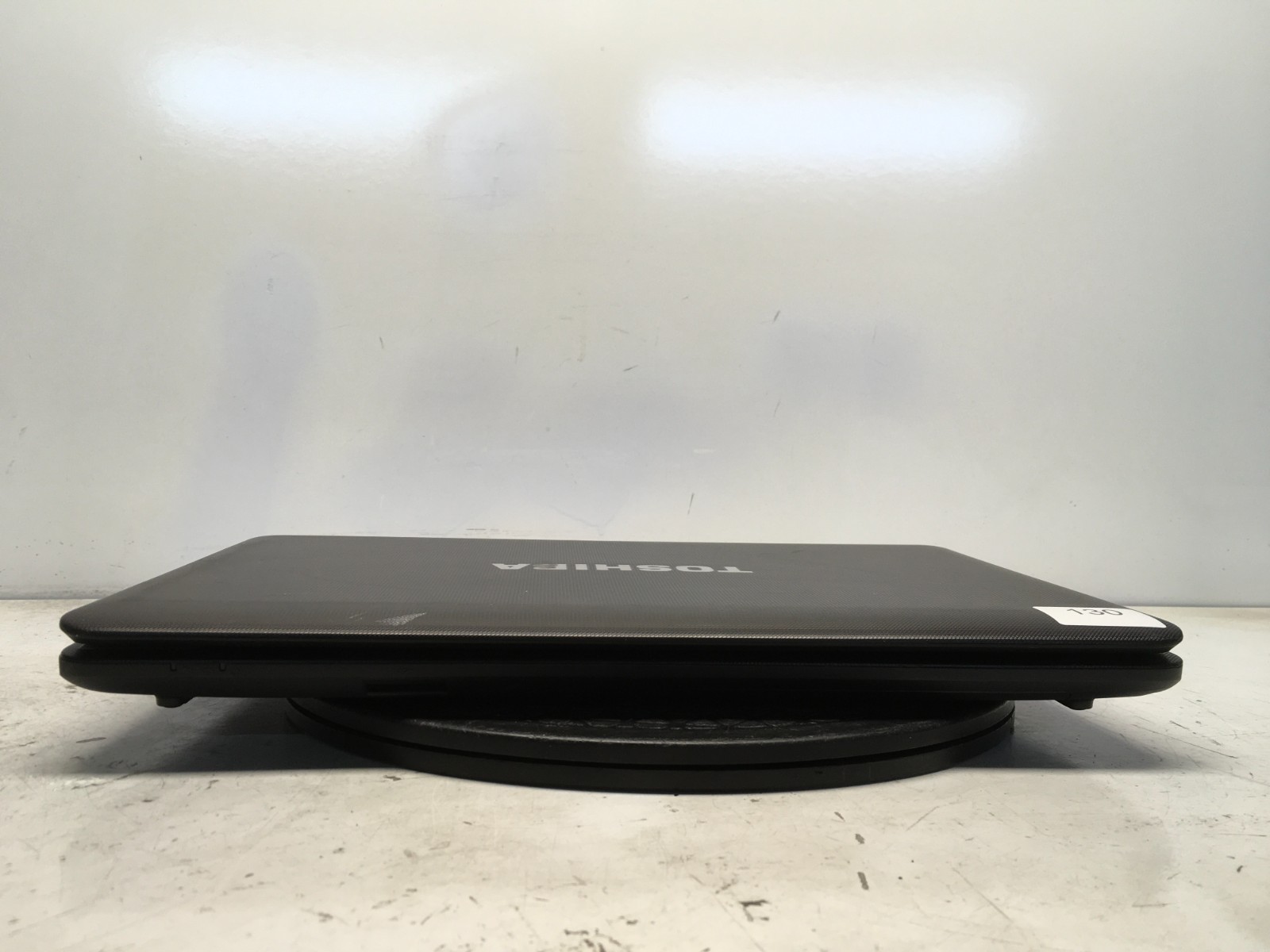 Toshiba Satellite C655D-S5303 AMD E-350 1.6GHz 3 GB NO HDD