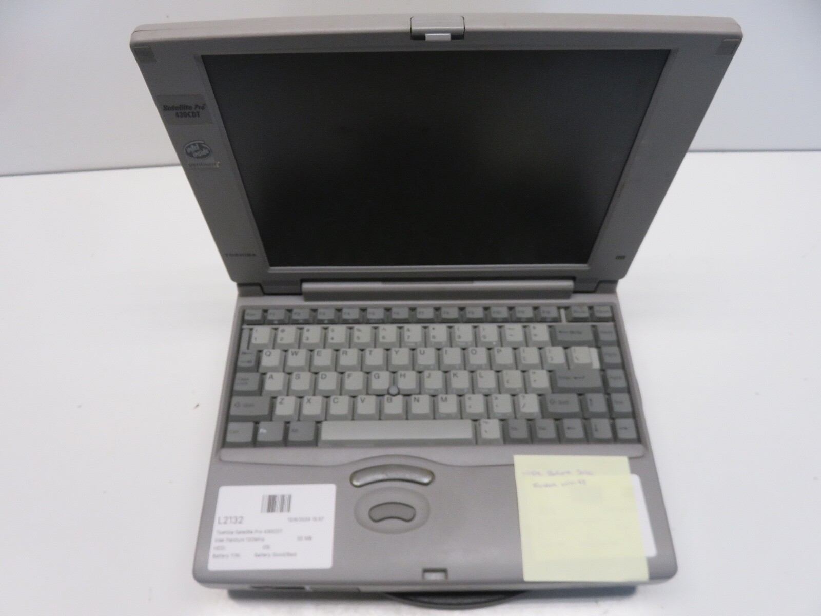 Toshiba Satellite Pro 430CDT Intel Pentium 120MHz 50 MB NO HDD No Batt