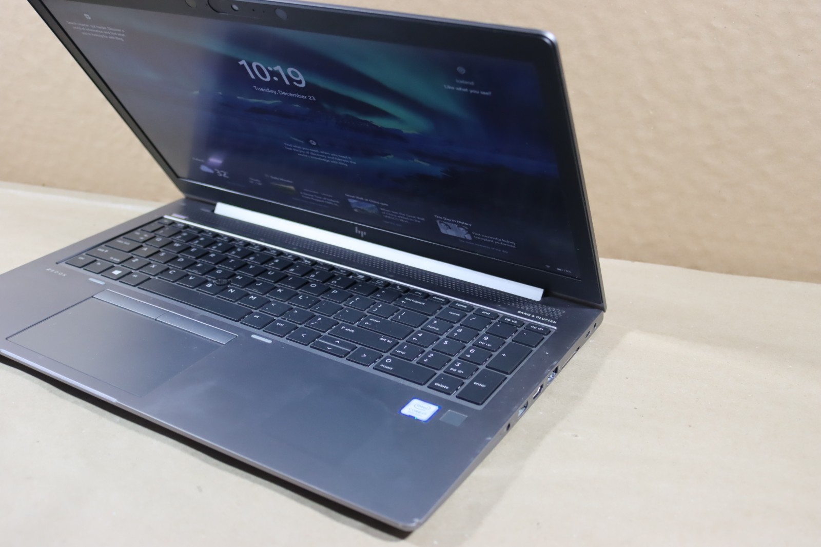 HP ZBook 15U G6 15.6” (256GB SSD Intel Core i7-8665U 8GB RAM) AMD Radeon