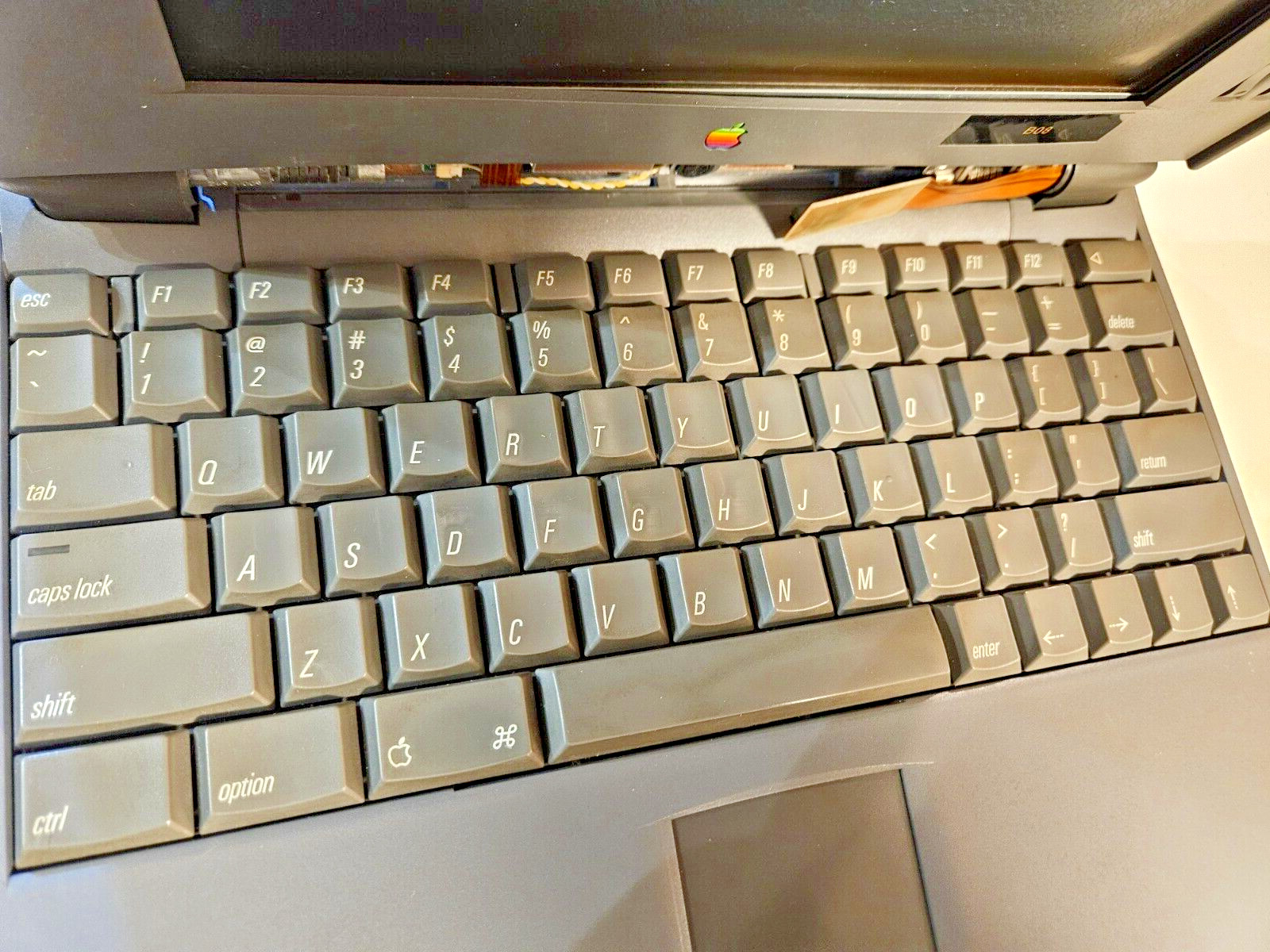 APPLE MACINTOSH POWERBOOK 500 M4880 FAMILY 500 SERIES