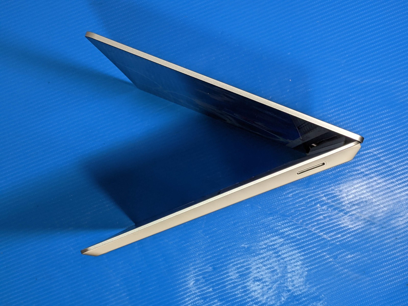 MS Surface Laptop Go 1943 12.4″1536×1024 i5-1035G1 1GHz 8GB 128GB W11P +PA AS-IS