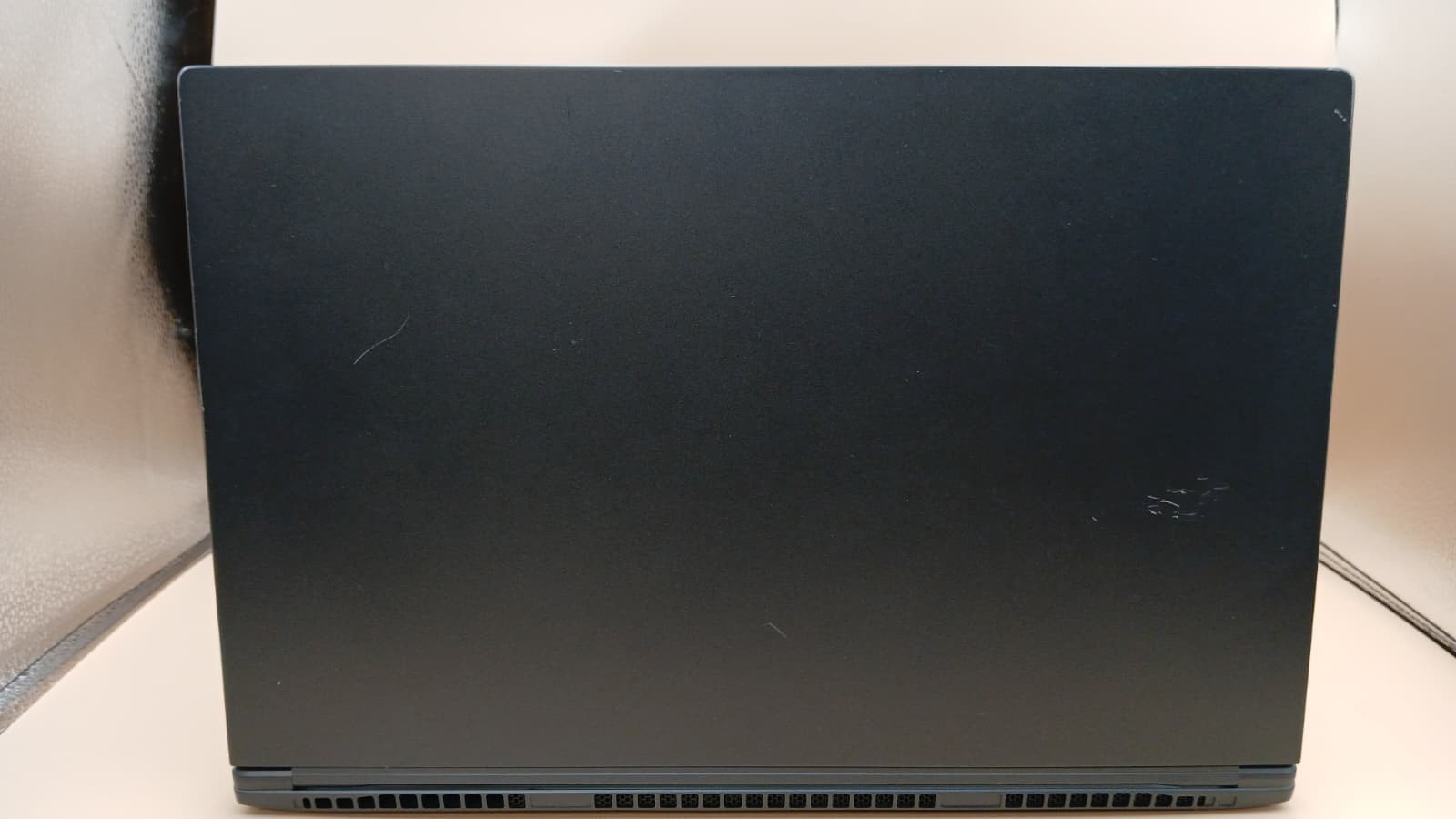 Carbon Systems Iridium 15 i7-10510U 16GB RAM 512GB SSD 15.6″ FHD Windows 11