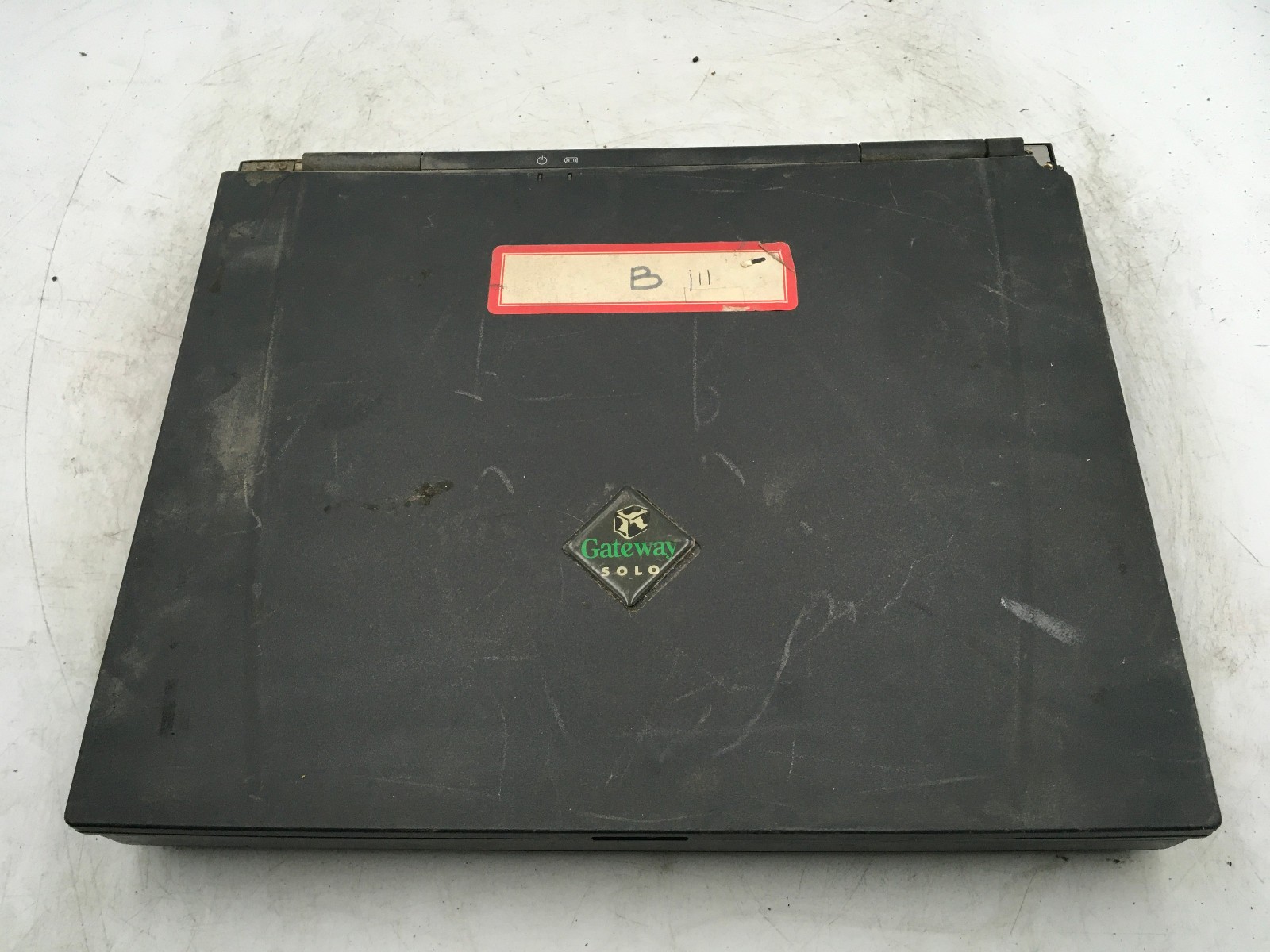 GATEWAY SOLO 1100 – FOR PARTS/REPAIR – Intel Celeron – 32MB RAM – READ DESC – BB