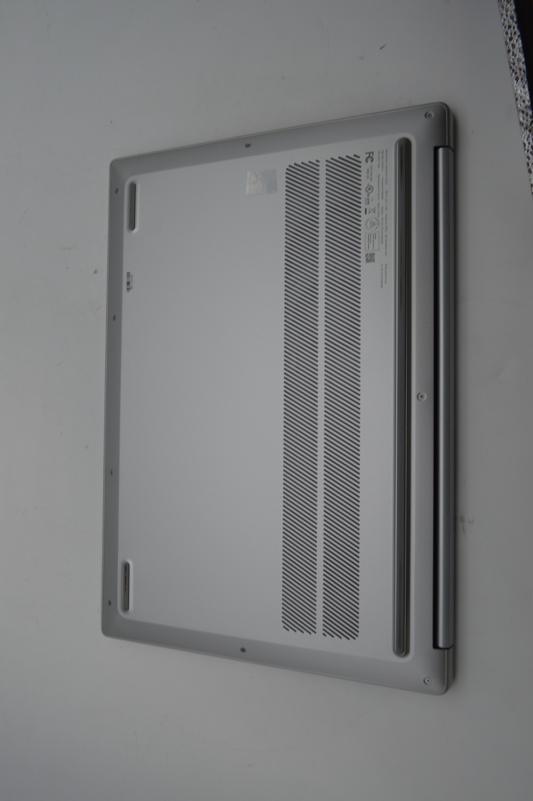 Lenovo IdeaPad Slim 5 16″ Laptop Core i5-1335U 8GB RAM 512GB SSD PC1701007