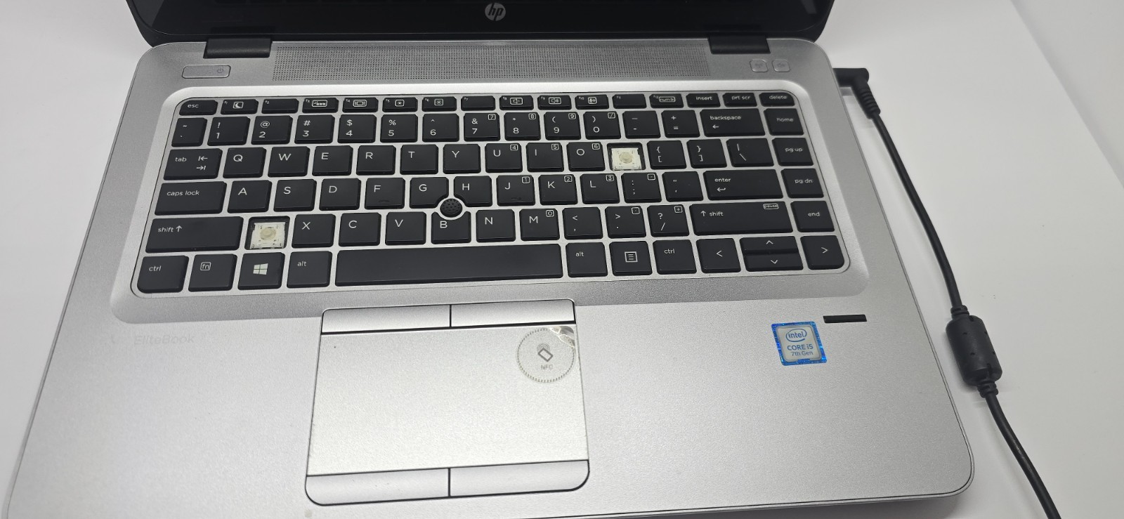 HP EliteBook 840 G4 Touch 8GB 320GB Win 11 Pro Laptop Bundle w/ UltraSlim Dock