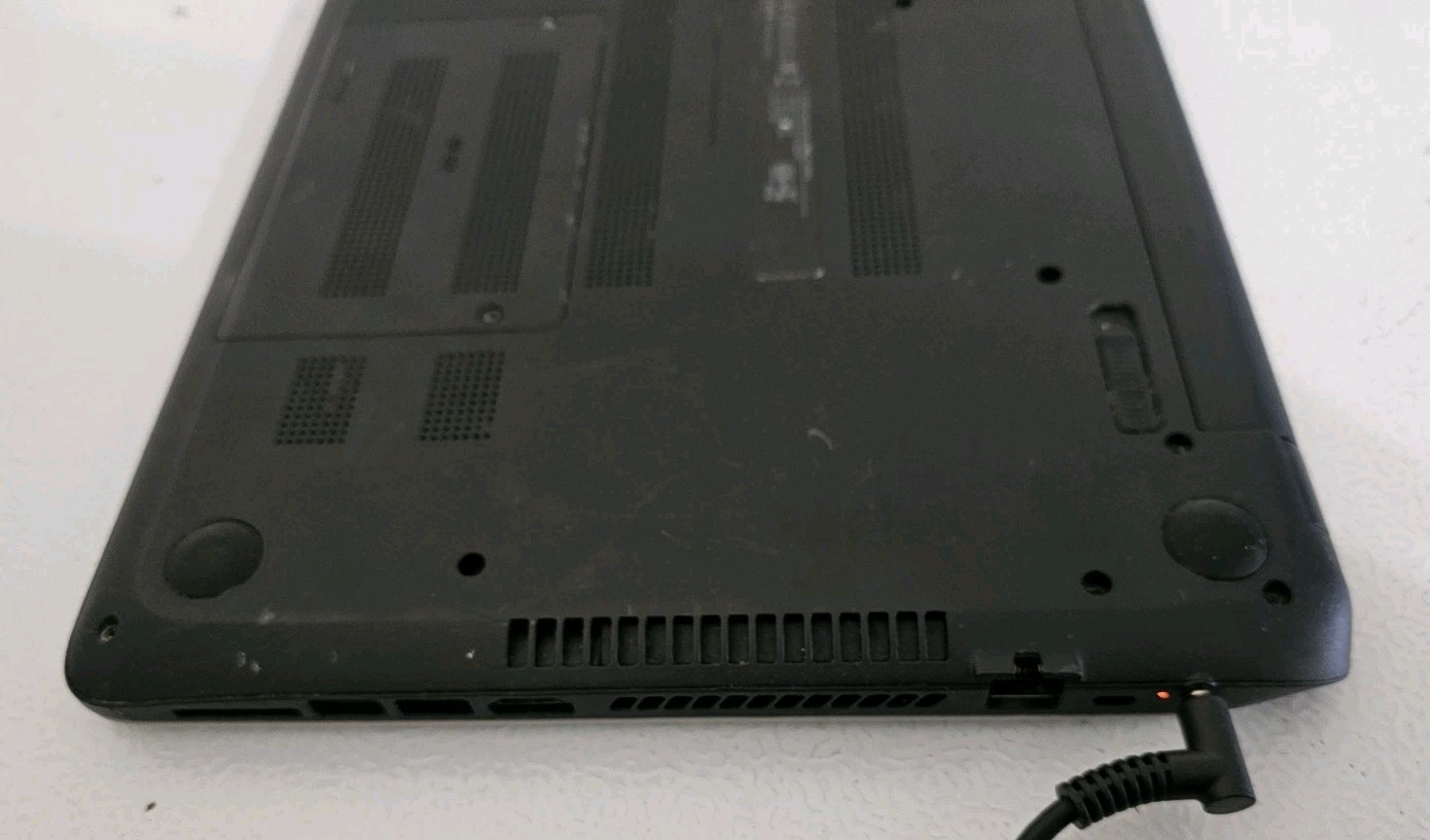 HP Intel Pentium 15-1271WM Laptop 4GB Ram 500GB Hard Drive – FOR PARTS OR REPAIR