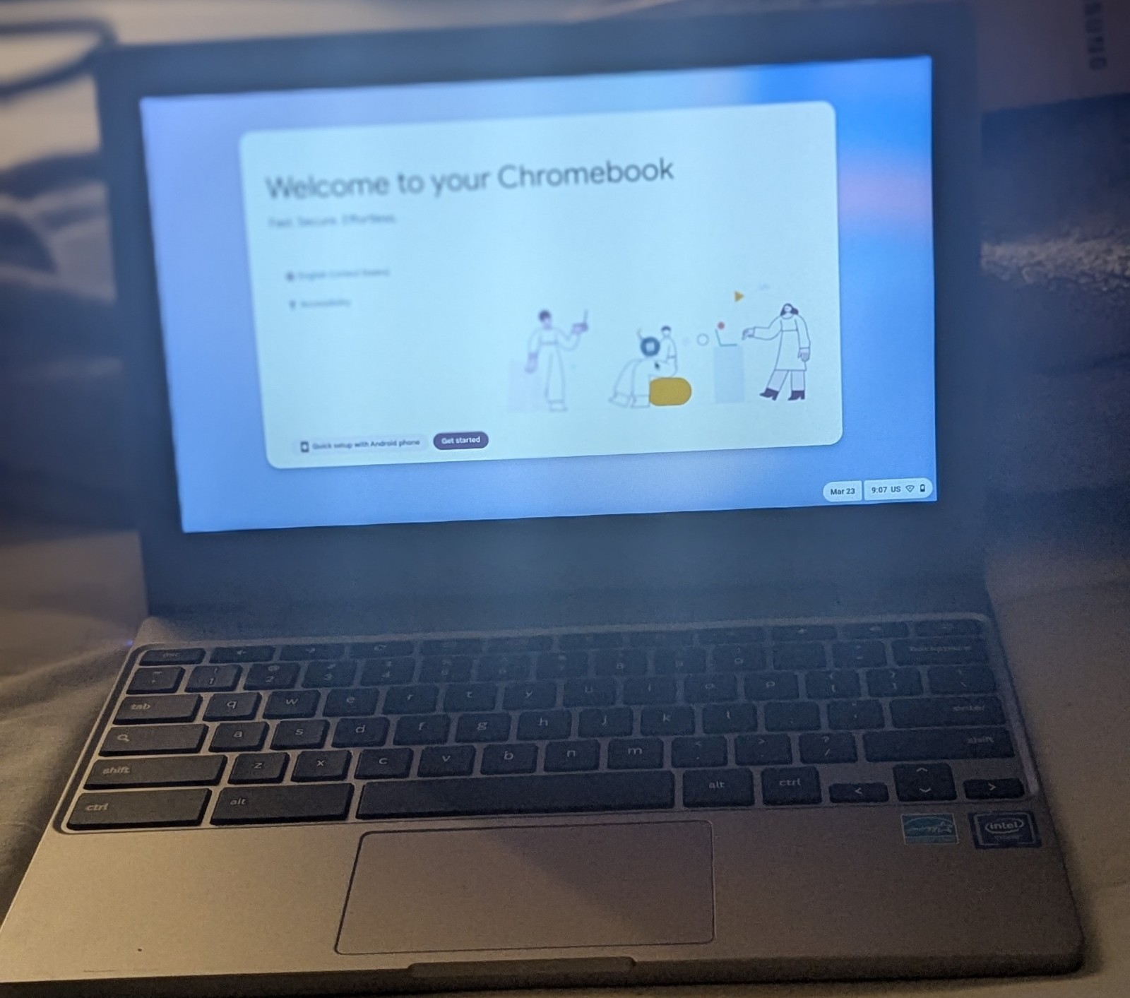 Samsung Chromebook 4 (16GB eMMC, Intel Celeron, 1.10 GHz, 16GB) Laptop – Gray