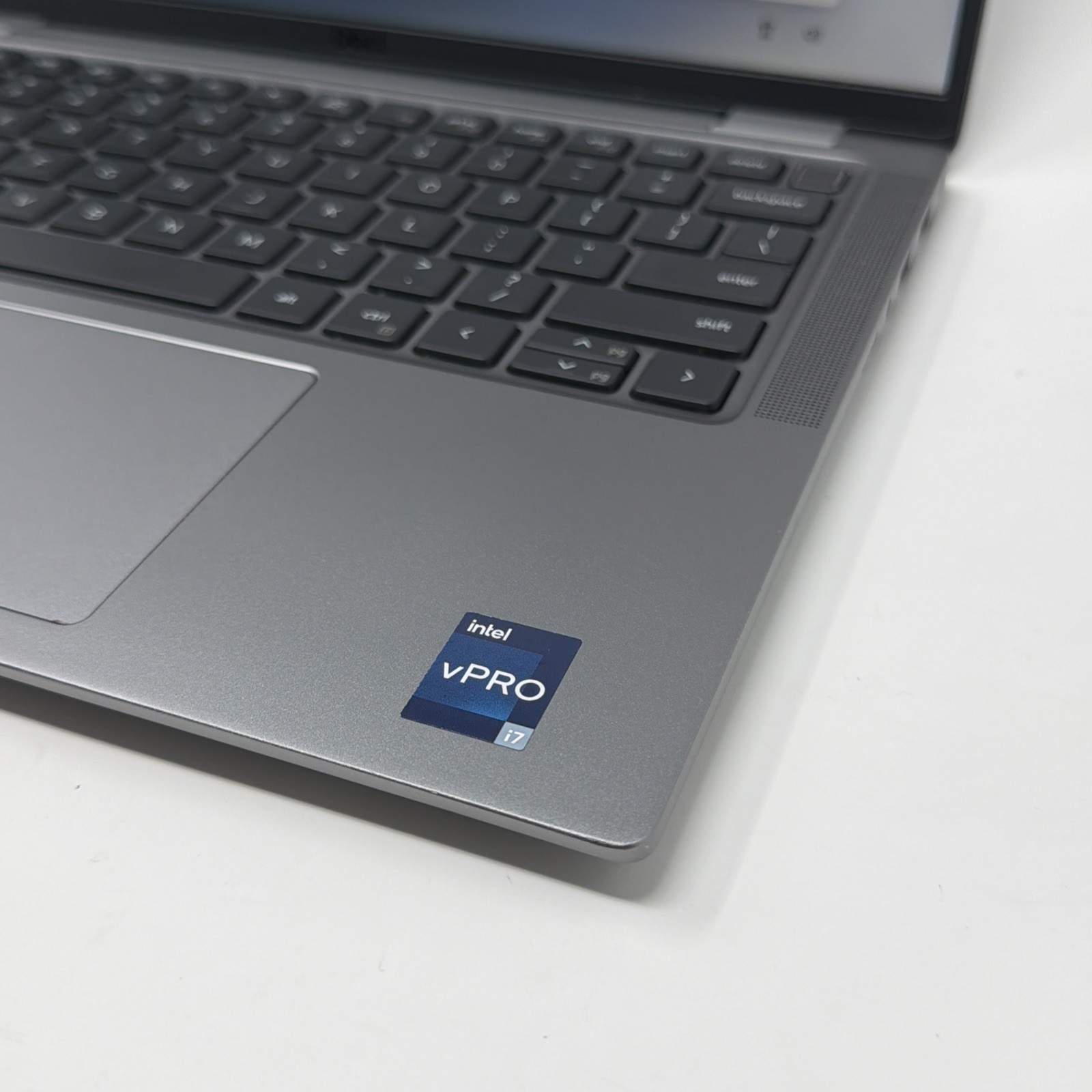 A- GRADE Dell Latitude 7440 14″ FHD+ Touch Aluminum Laptop i7-1365U 256GB | 32GB