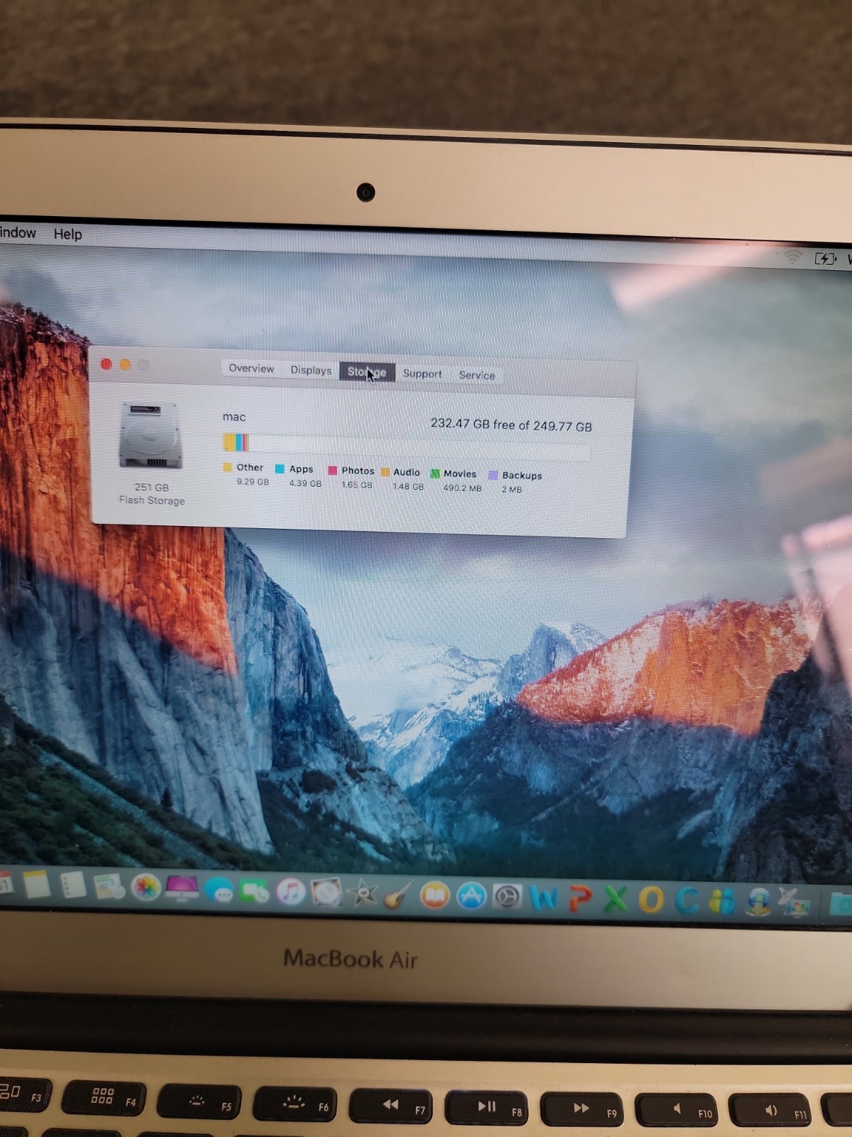 Apple MacBook Air MD214LL/A A1370 2011 , 1.8ghz intel i7, 4GB, 256GB SSD