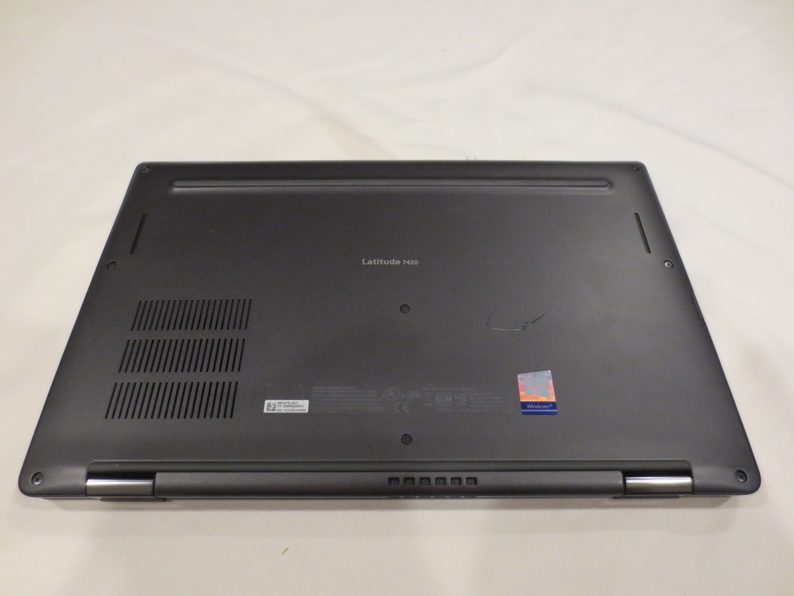 Dell Latitude 7420 14-inch Touch i7-1185G7 16GB RAM 500Gb NVME Win 11 Pro off365