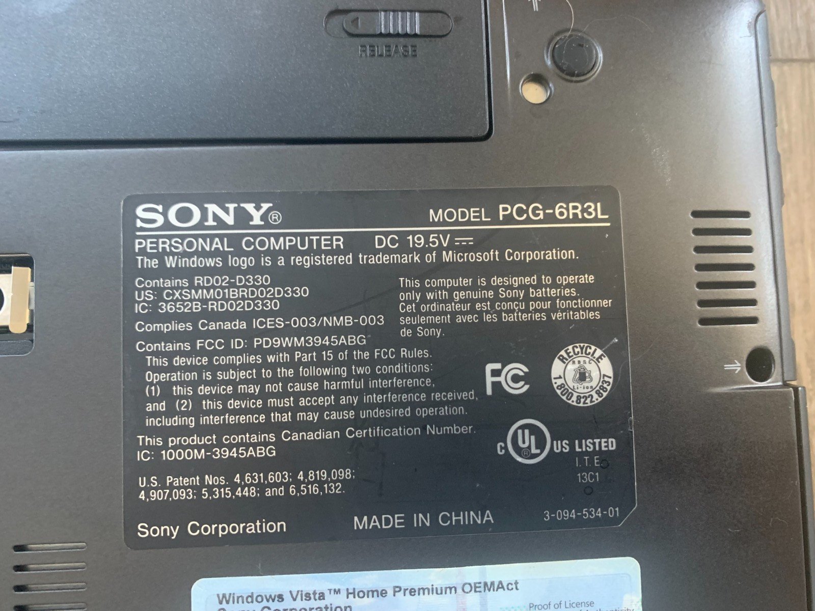 Sony PCG-6R3L VGN-C220E 13.4″ Intel Core 2 T5500 1.66GHz 1GB Ram 250GB HDD Win 7
