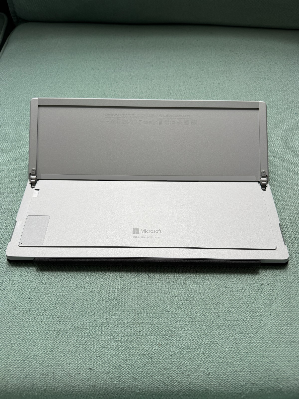 Microsoft Surface Pro 7+ 12.3″ Intel i5 11th Gen, 8GB / 256GB, Windows 11 Pro
