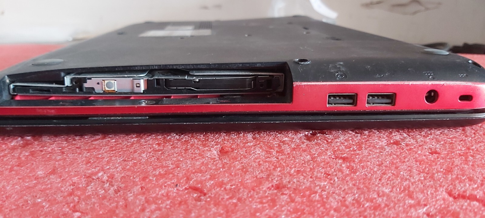 Toshiba QOSMIO X70-B-10T PSPPNE-07G00CH2 Notebook Make Offers!UPS Shipping! A1