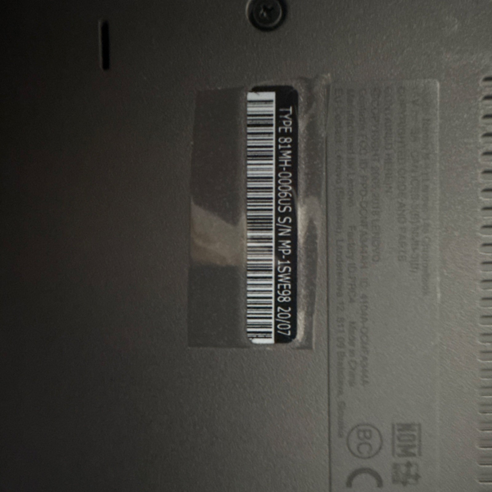 Lenovo 14e Chromebook 81MH0006US 14″ 4GB 32GB SSD Silver Chrome OS Laptop
