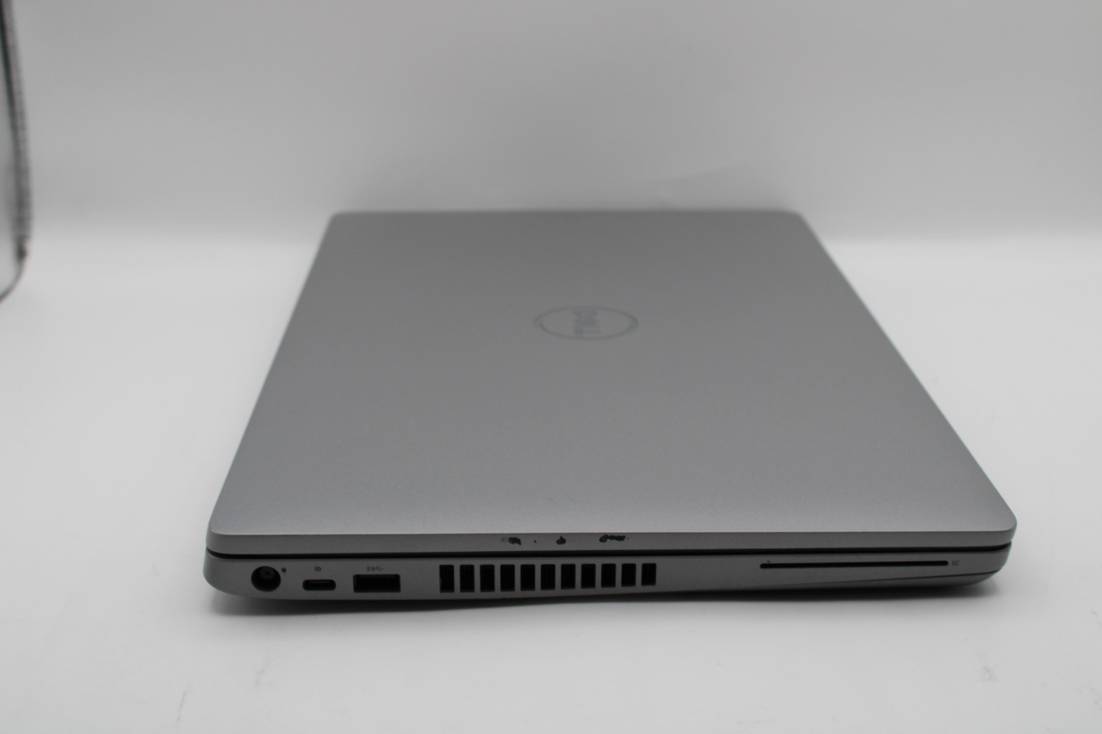 Dell Latitude 5510 _ i5-10310U @ 1.7 _ 16GB RAM _ 256GB SSD _ No OS *READ