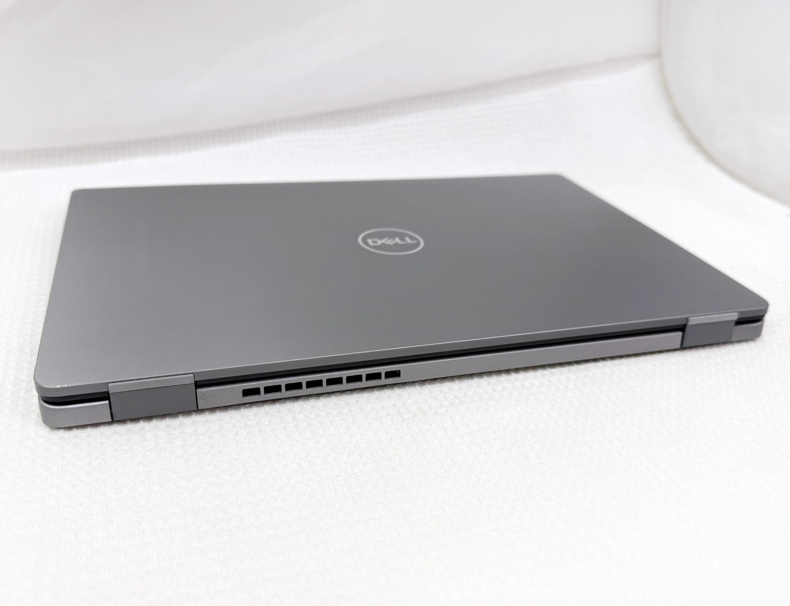 Dell Latitude 7410 14″ 2-in-1, i5-10th Gen, 16GB, 256GB NVME SSD, Excellent BATT