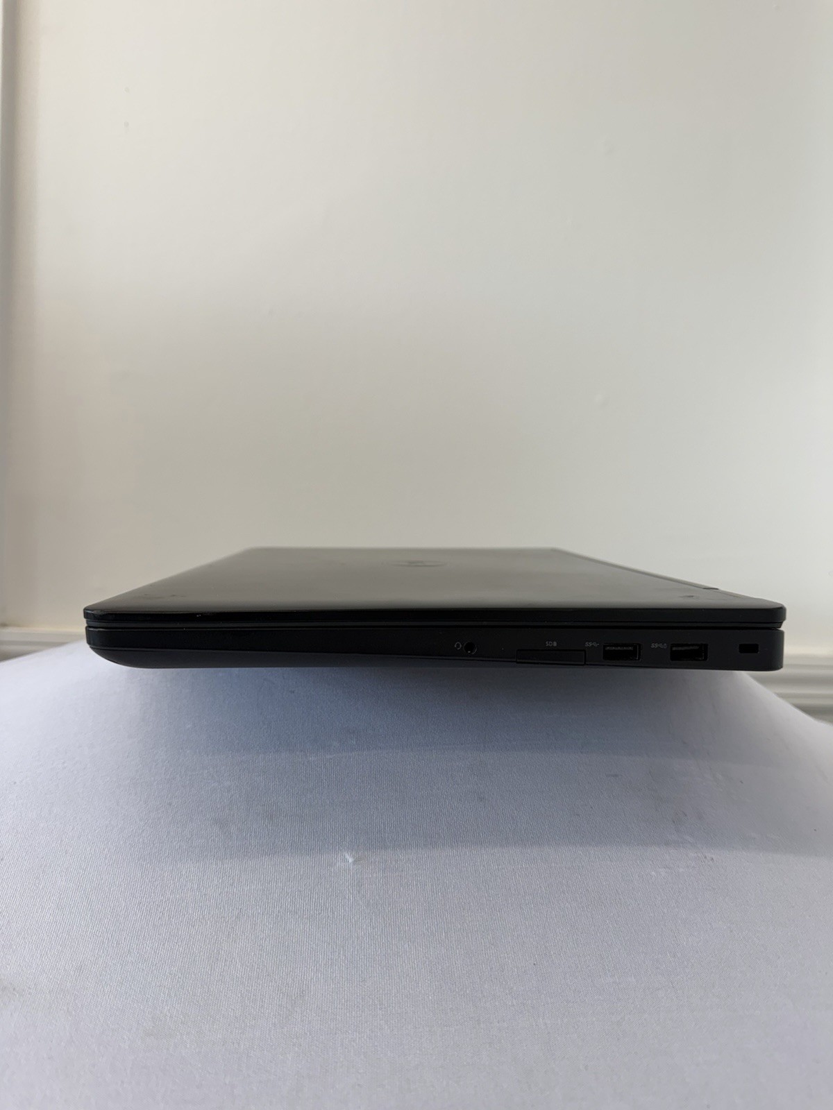 Dell Latitude E5570 Laptop – Intel i5 – No RAM – Read Des