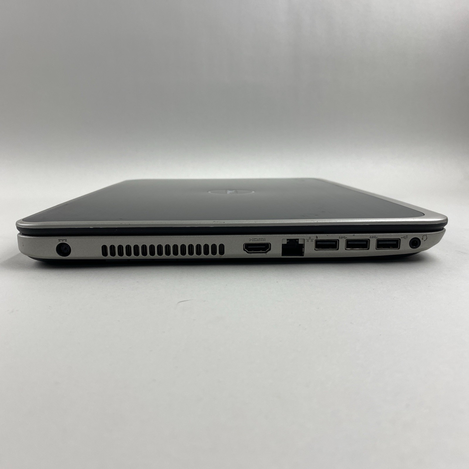 Dell Inspiron 5537 Core i5-4200U 1.60GHz 6GB RAM 15.6″ No Battery No HDD No OS