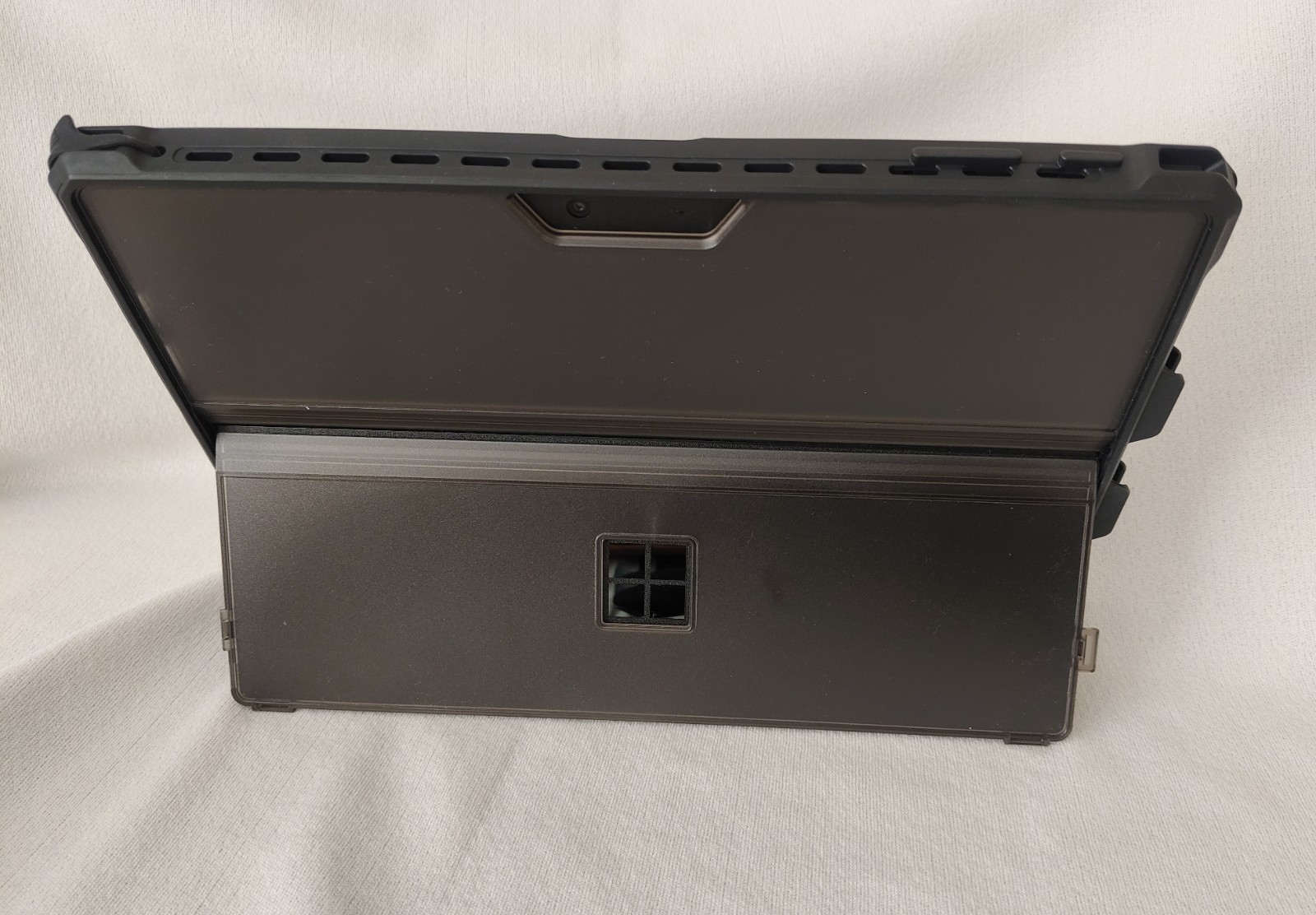 Microsoft Surface Pro 7 i7-1065G7, 16gb RAM 256gb SSD with Gift package