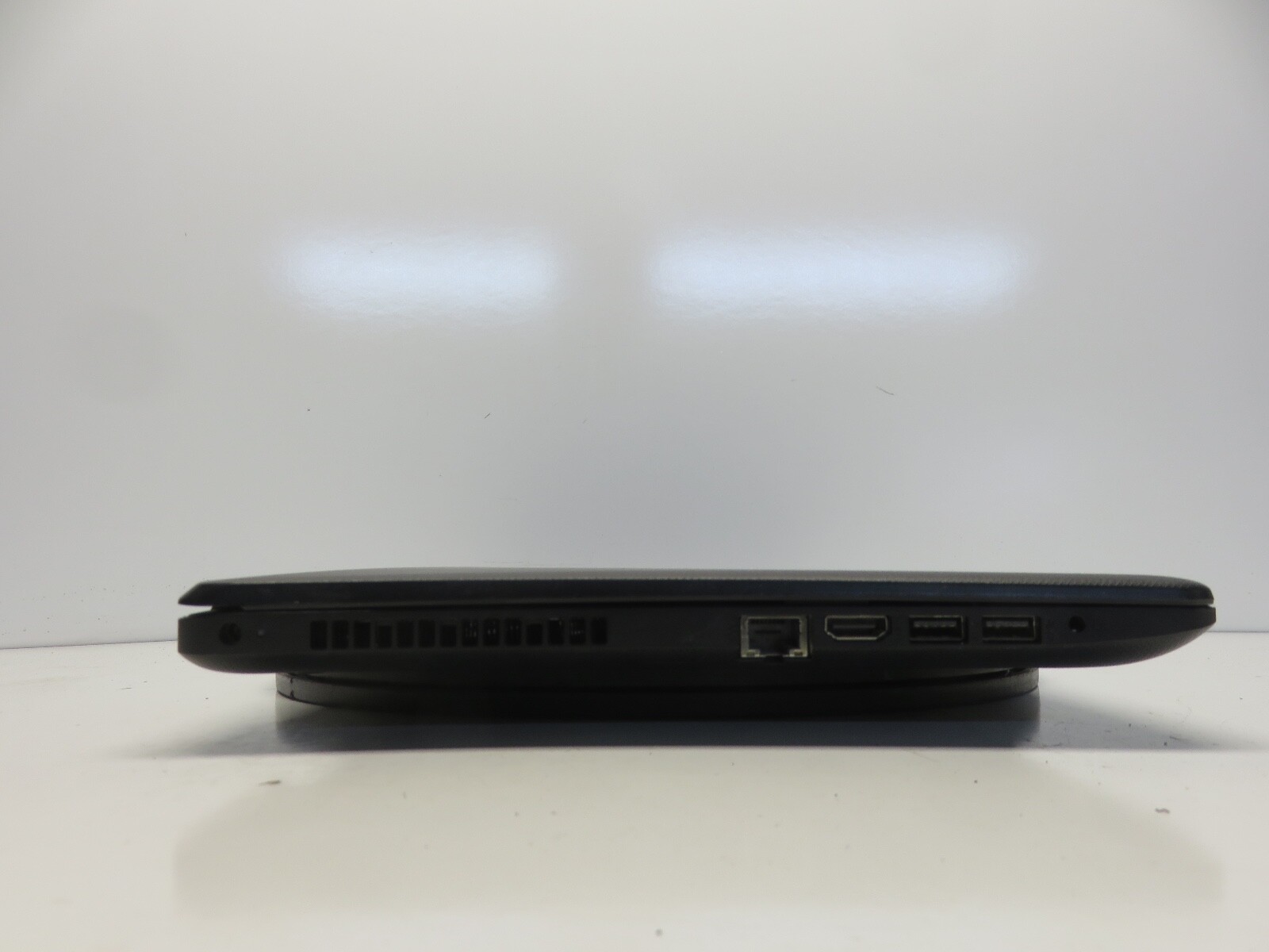 HP Laptop 15-BW0XX AMD A12-9720P 2700MHz 8 GB NO HDD No Batt