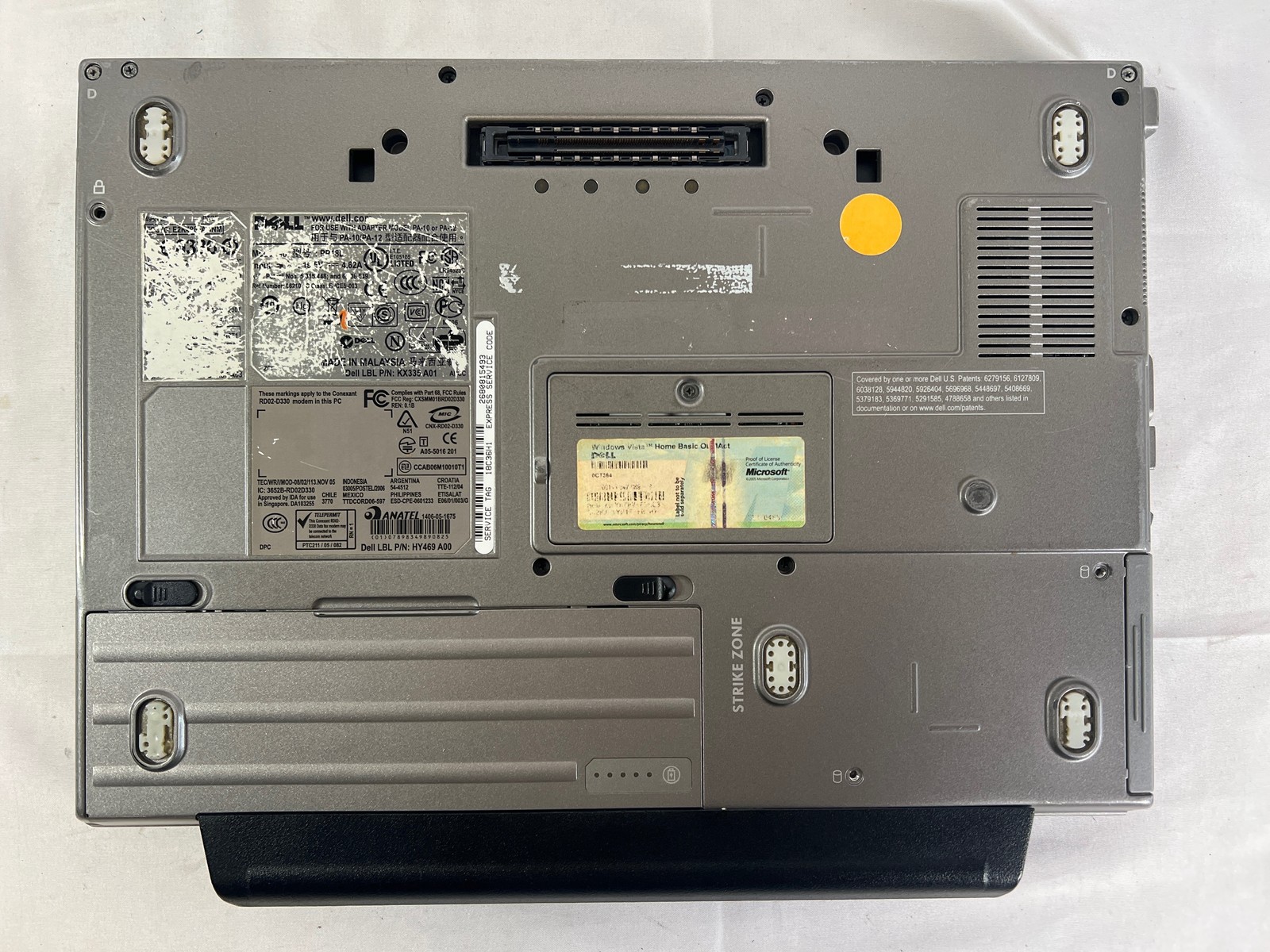 Dell Latitude D630 14″ C2D T9300 2.5GHz 3.5GB 200GB WinXP NVIDIA NVS 135M