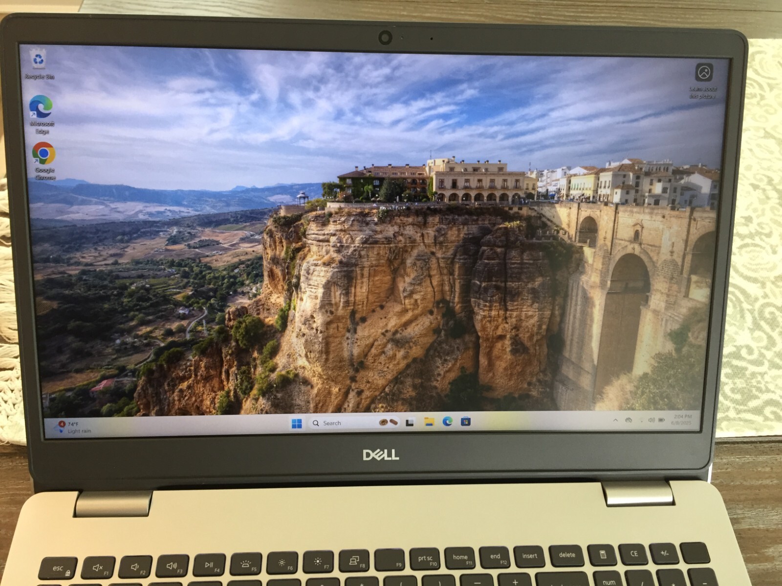 Dell Inspiron 5593 Intel i5-10thGen 3.6GH,8GB,512GB SSD,Win 11 Pro, W/AC Adapter