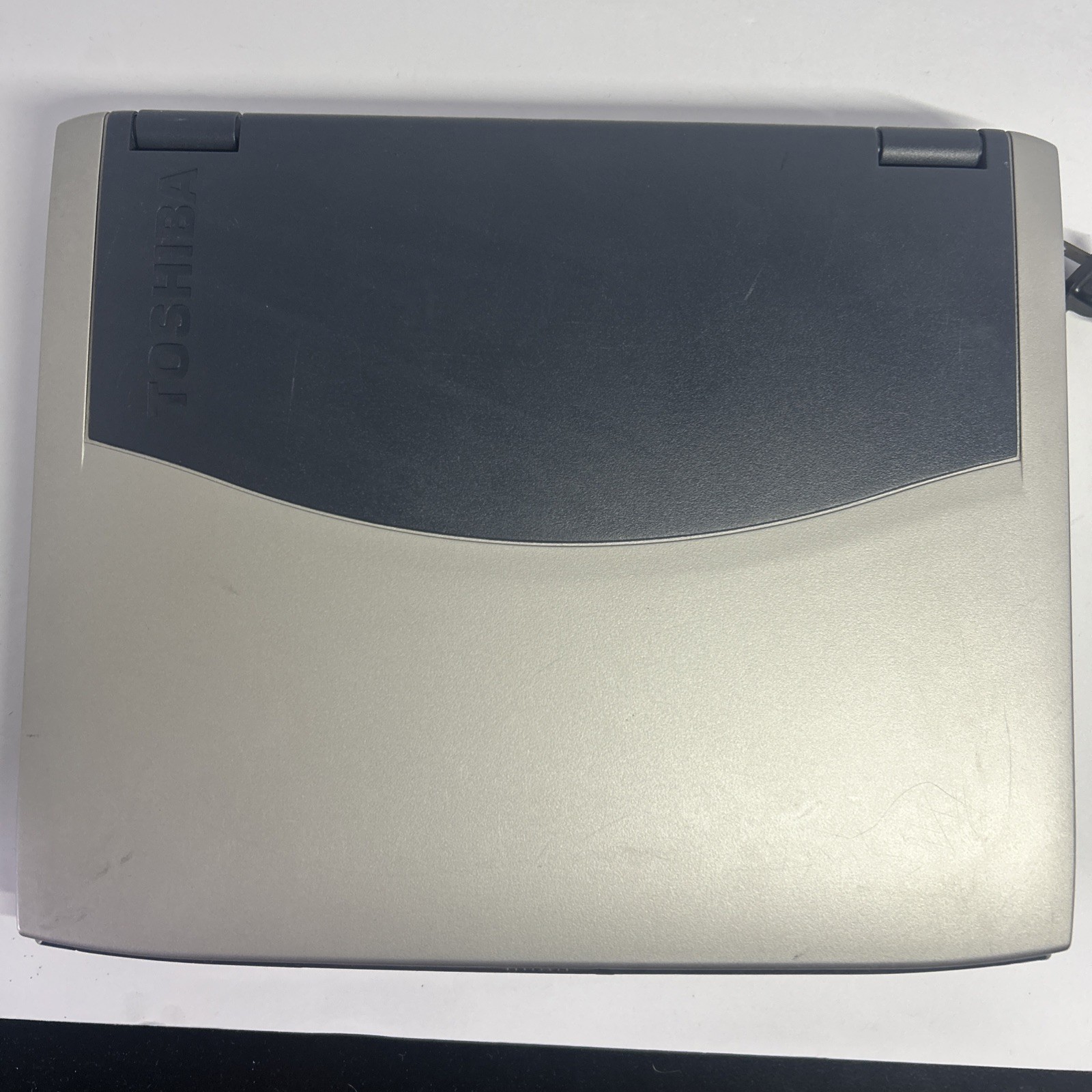 Vintage 1998 Toshiba Satellite P5275U-4K9J0 Laptop TESTED Needs WIN 98