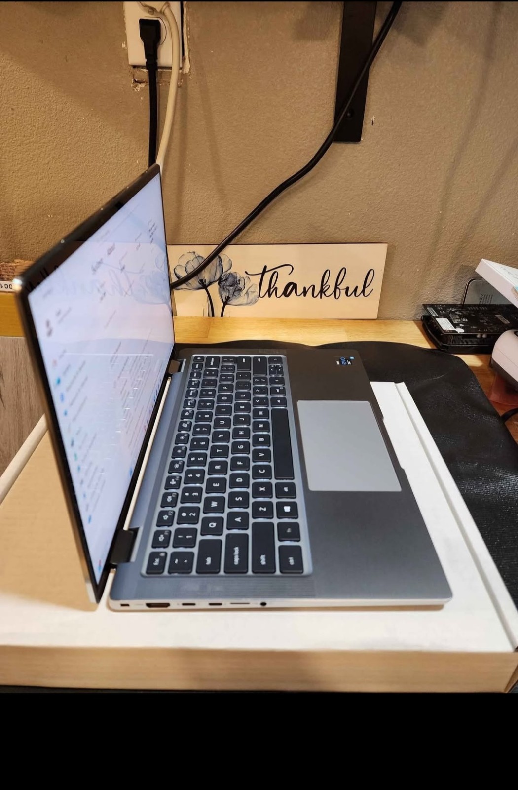 Dell Latitude 9420 2-in1, i5 11th Gen, 256GB NVME, Grade A+