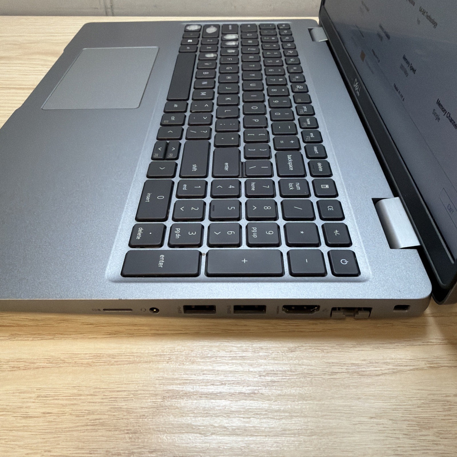 Dell Latitude 5520 i5-1145G7 16GB 512GB SSD 15″ FHD Win11 Fair