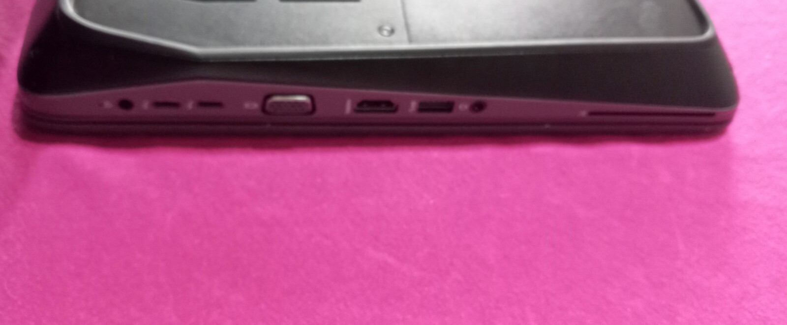 HP ZBook 17 G4 laptop I7-7820HQ 2.9-3.9Ghz 16GB/512GB NVIDIA P3000 1771Mhz AX200