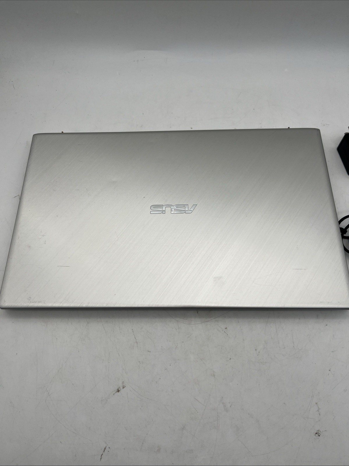 Asus Vivobook 17 S712J Core i5-1035G1 1.0GHz 8GB RAM 1.13TB HDD