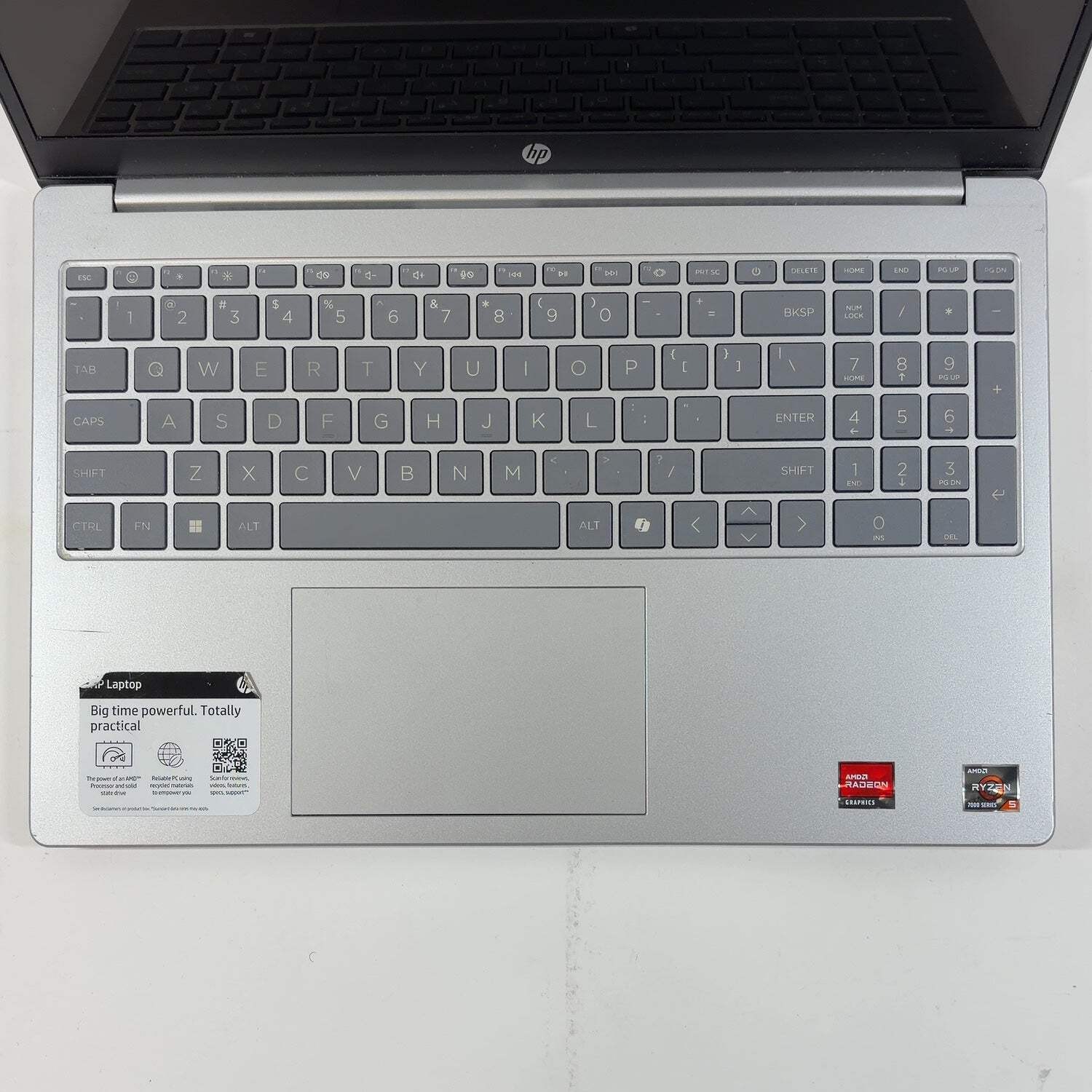 HP Laptop 17-CP2025DX 17.3″ Ryzen 5 7520U 2.8GHz 16GB RAM 256GB SSD