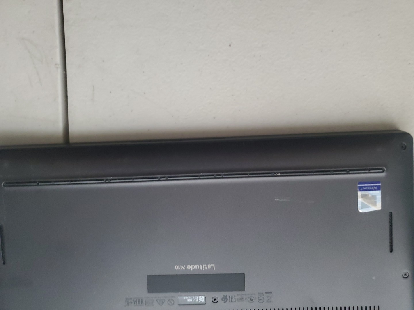 Dell-Latitude 7410 2-IN-1 i7-10810U 1.61GHz 16GB RAM 256gb win 11 read
