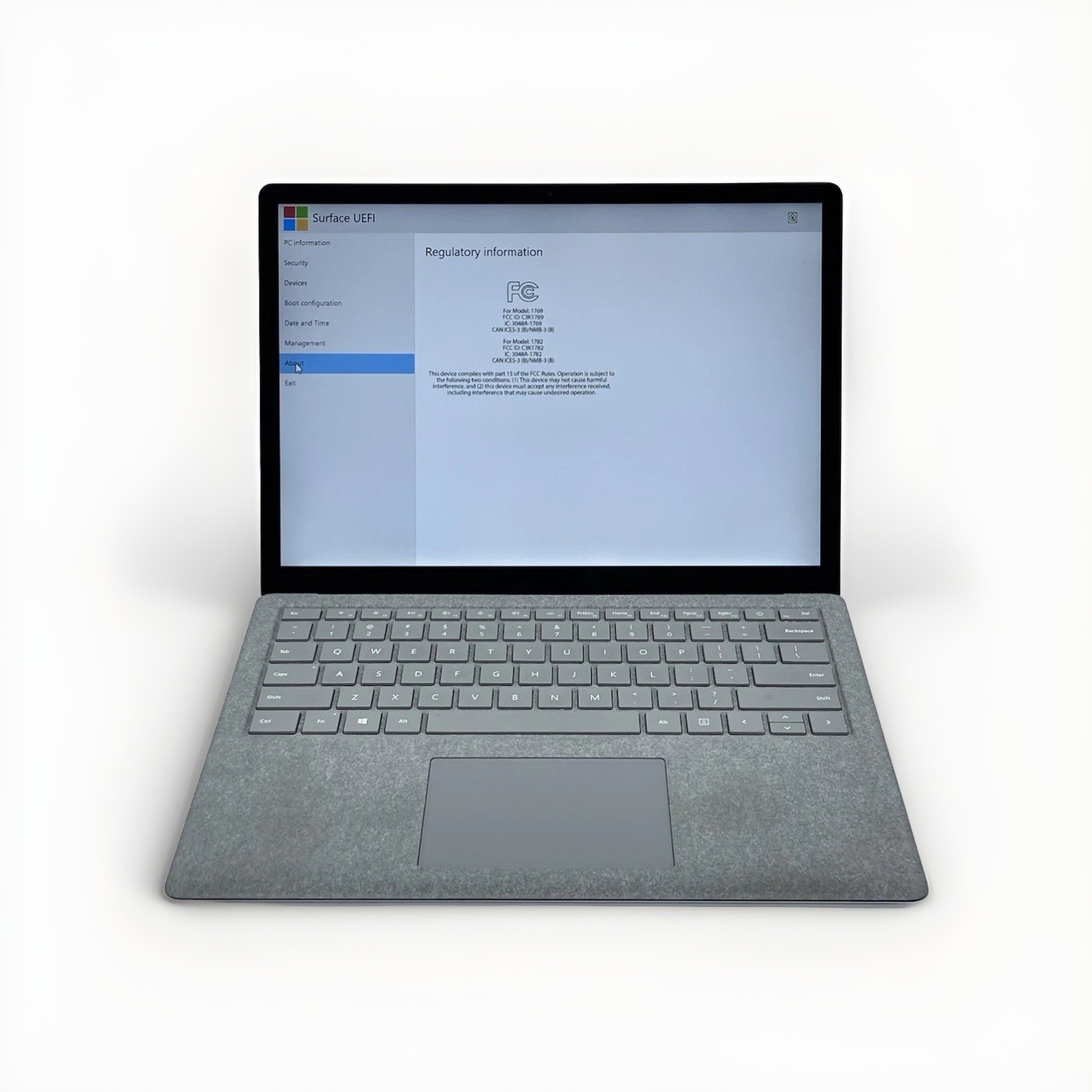 Microsoft Surface Laptop 2 13″ i7-8650U @ 1.90GHz 8GB 256GB *Grade C*