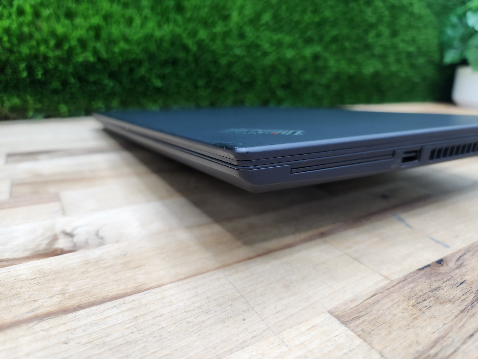 Lenovo ThinkPad T14 Gen 1 14″ FHD i7-10510U 1.8GHz 16GB 256GB SSD Win 11 Pro ~