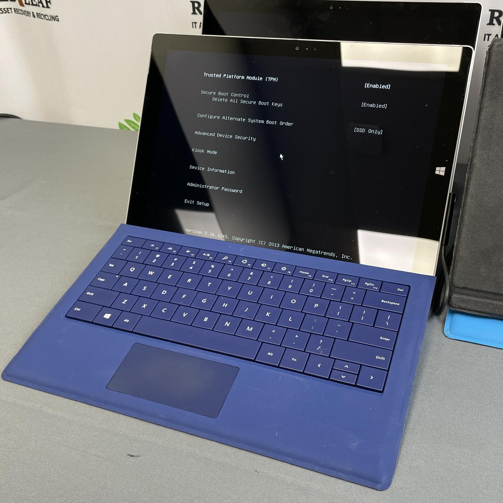 Lot of 6 | MICROSOFT Surface Pro 3, i3 / i5 4th Gen 4GB / 8GB RAM | AS-IS (READ)