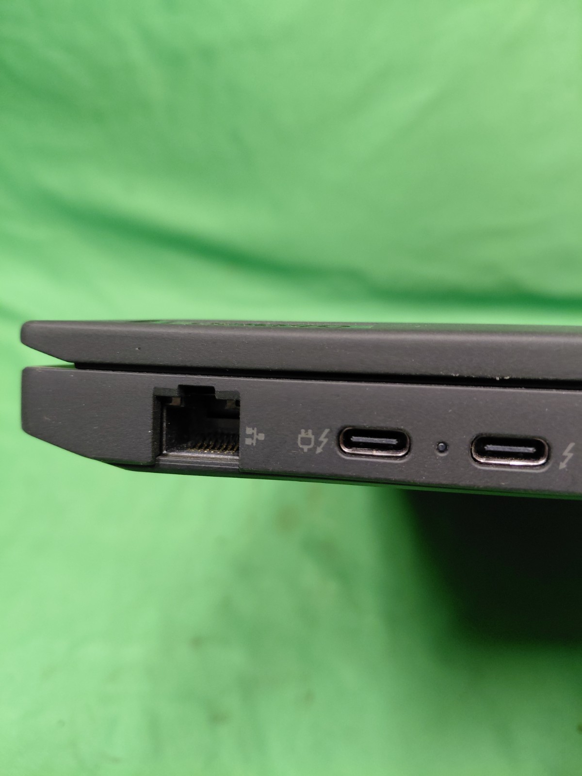 Lenovo ThinkPad T16 Gen 1 i5-1235U 12th Gen 8GB RAM 250GB Win 10 Pro W/Charger