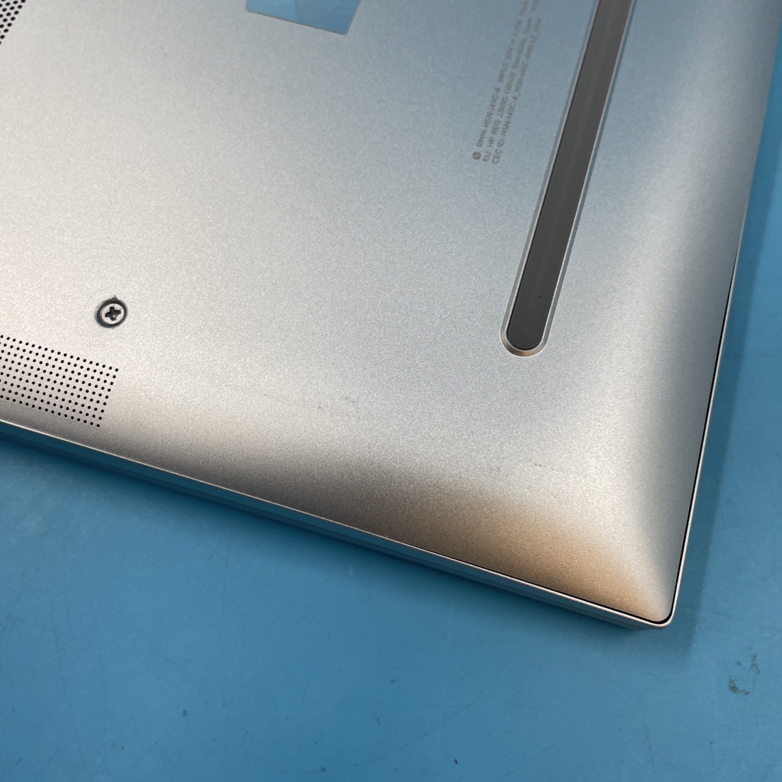 HP EliteBook 840 G11 | Ultra 5 135U | 32GB RAM | 512GB SSD | NO OS | 92% BATTERY