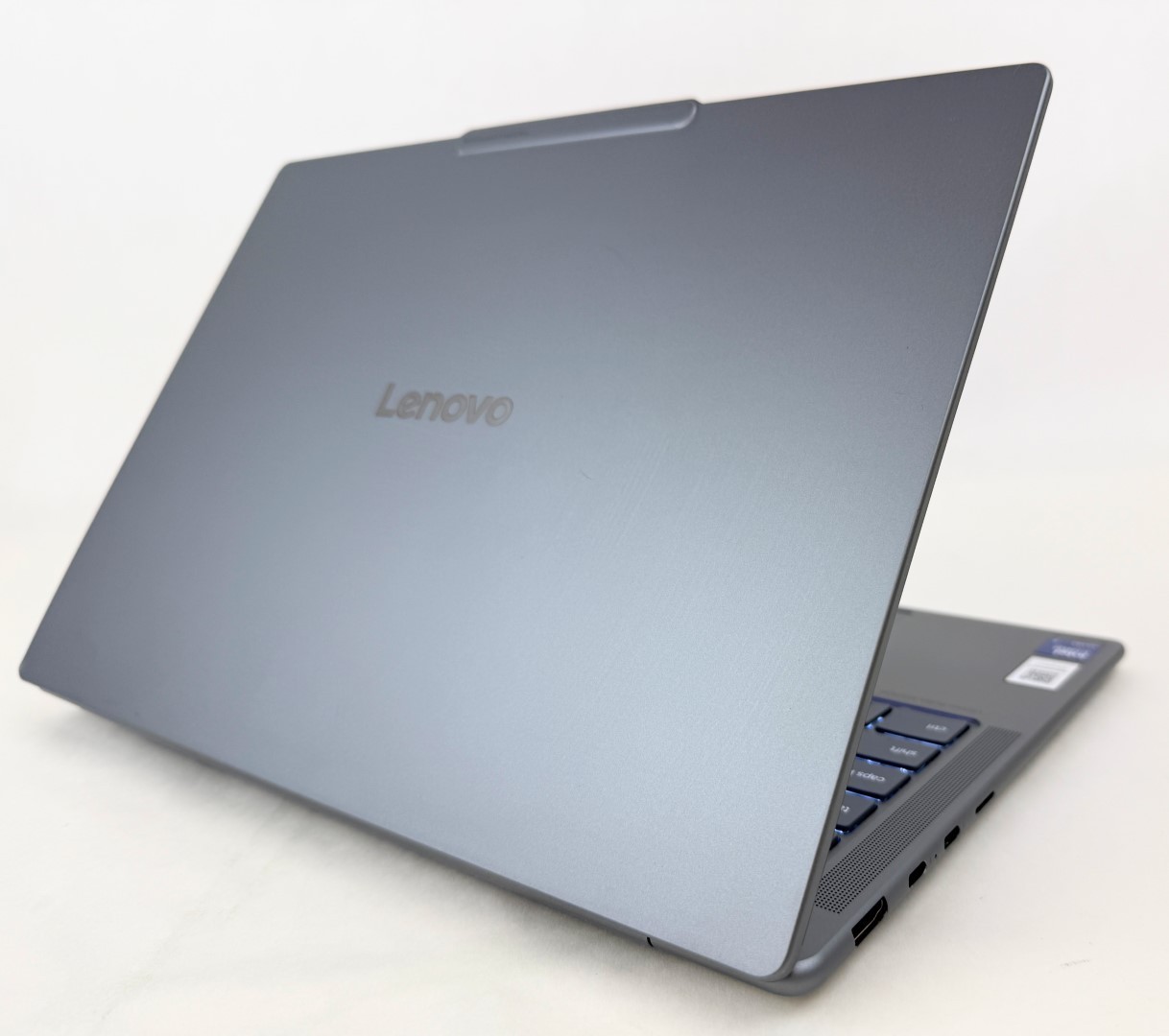 Lenovo Slim 7 14ILL10 14″ FHD+ OLED Touch Ultra 7 258V 32G 1TB SSD W11H Copilot+