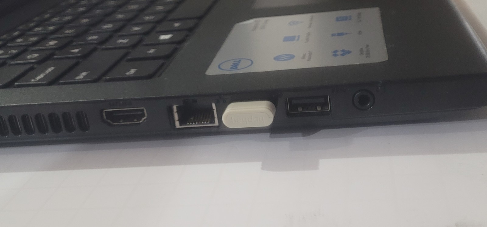 Dell Inspiron 15″,3000 Series, w/ Windows 10 Home.