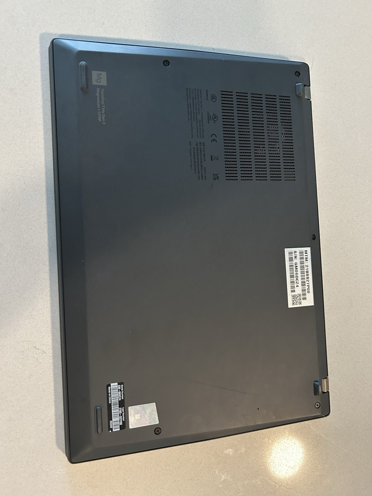 Lenovo ThinkPad T14s Gen 3 i5 1250p 16GB 512GB SSD 14″ Iris Xe