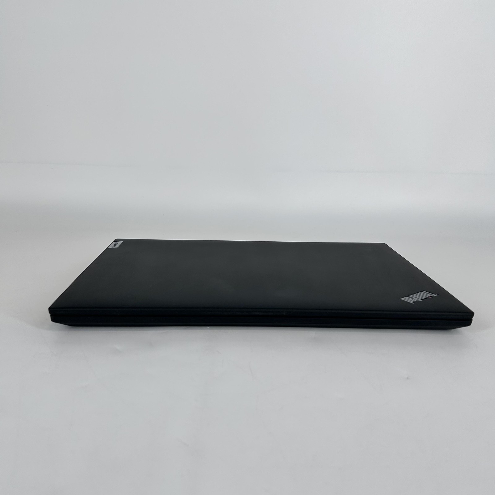 Lenovo ThinkPad P14s Gen 4 FHD+ 3.2 GHz Ryzen 5 PRO 7540U 16GB 512GB SSD