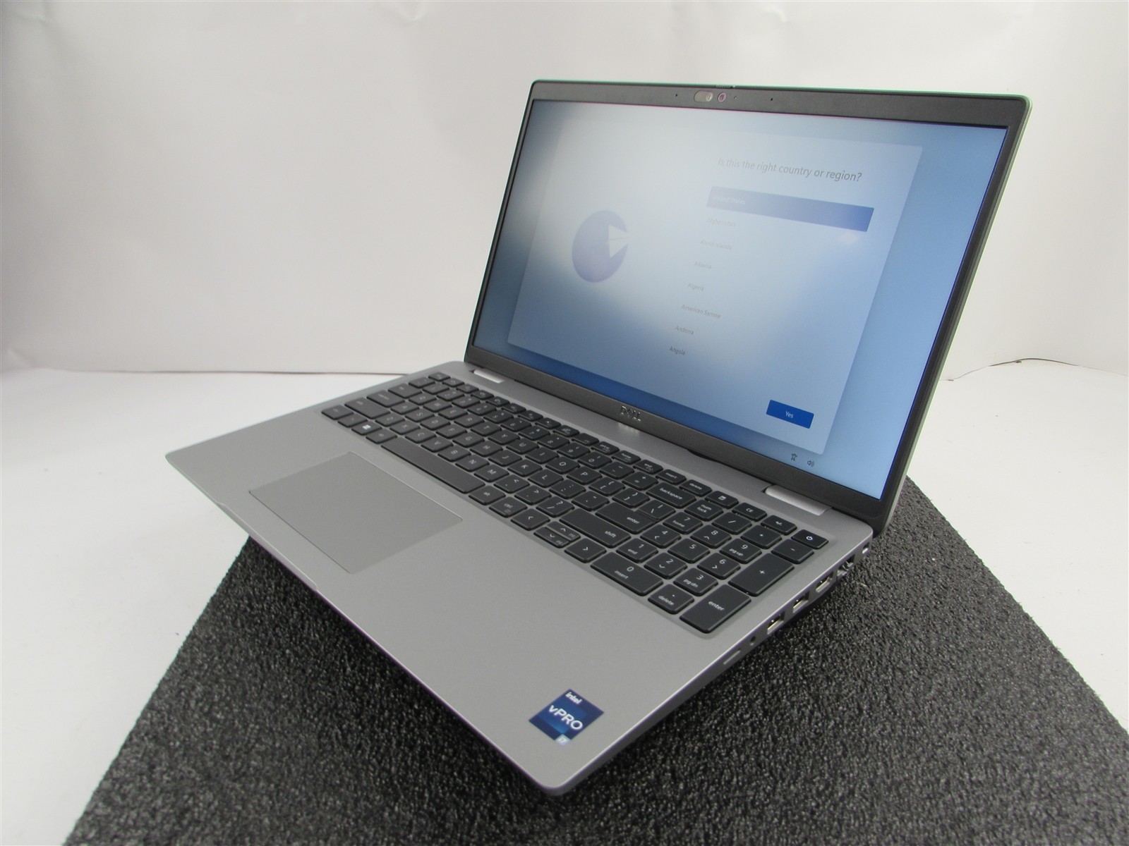 DELL LATITUDE 5540 1920X1080 FHD CORE I7-1370P 14 CORE 1TB SSD 32GB RAM WIN 11