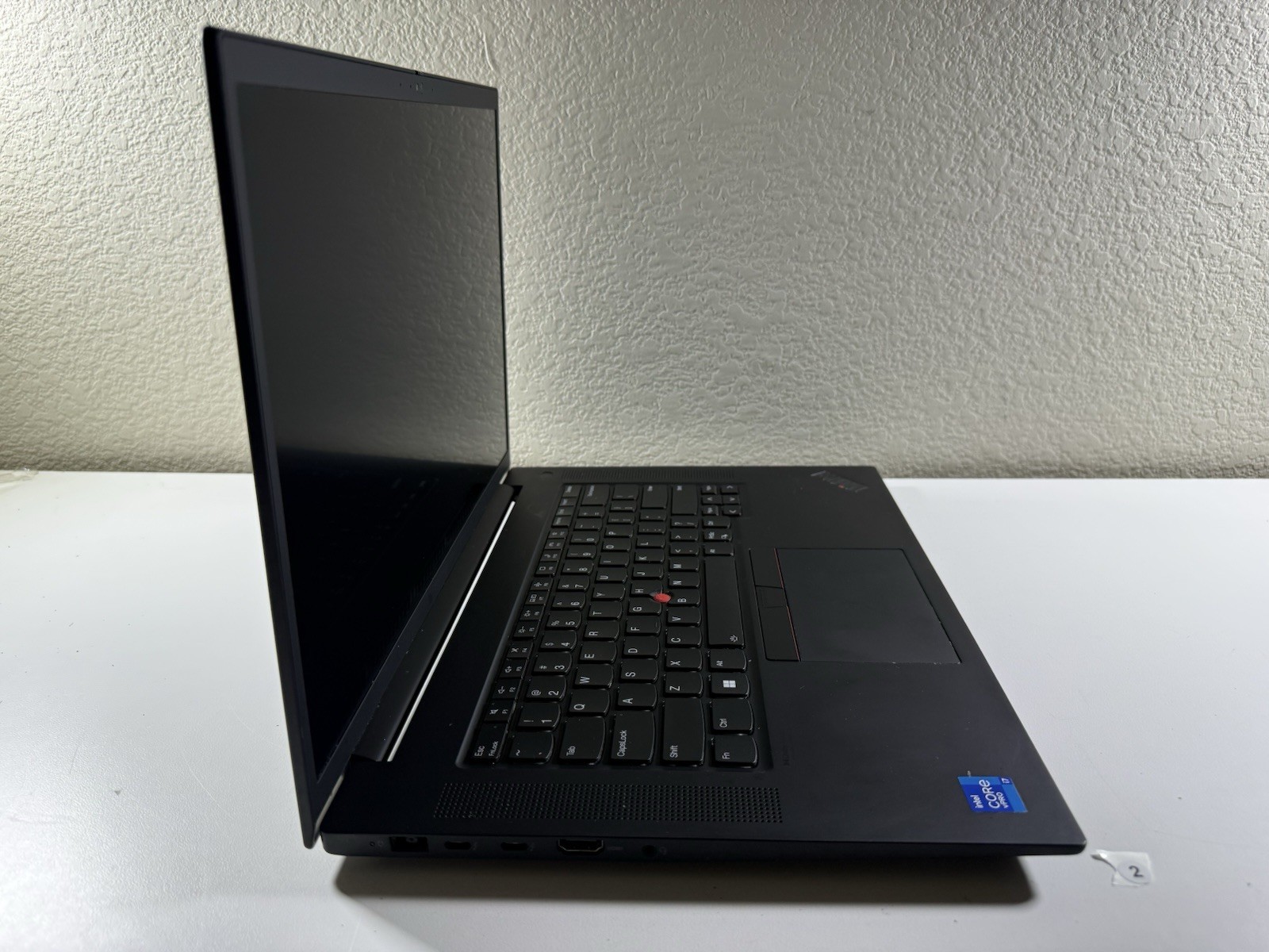 Lenovo ThinkPad P1 Gen 4 T1200 GPU 16″ i7-11850H 4GB RAM 256GB Win 11 Pro Read”